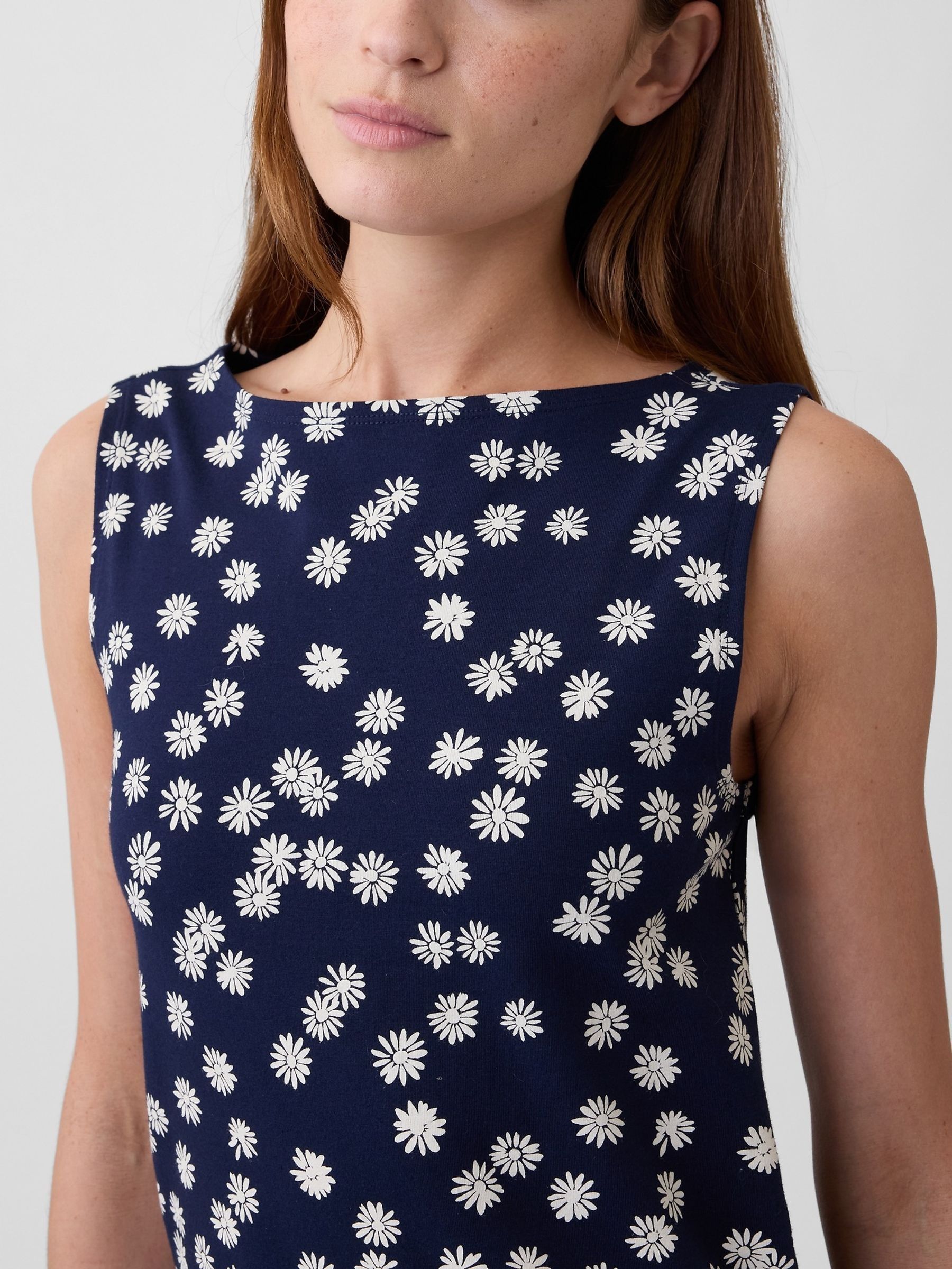 Navy Daisy Boatneck Vest - Image 4 of 5