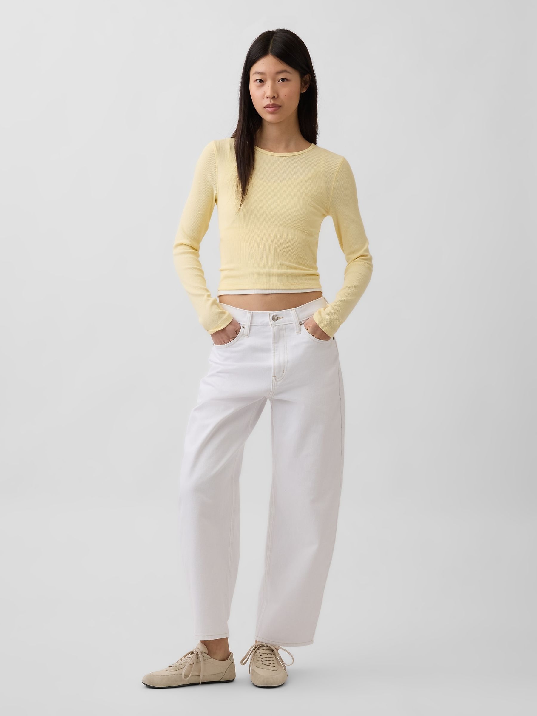 White High Waisted Crop Barrel Jeans - Image 4 of 4 White High Waisted Crop Barrel Jeans - Image 4 of 4