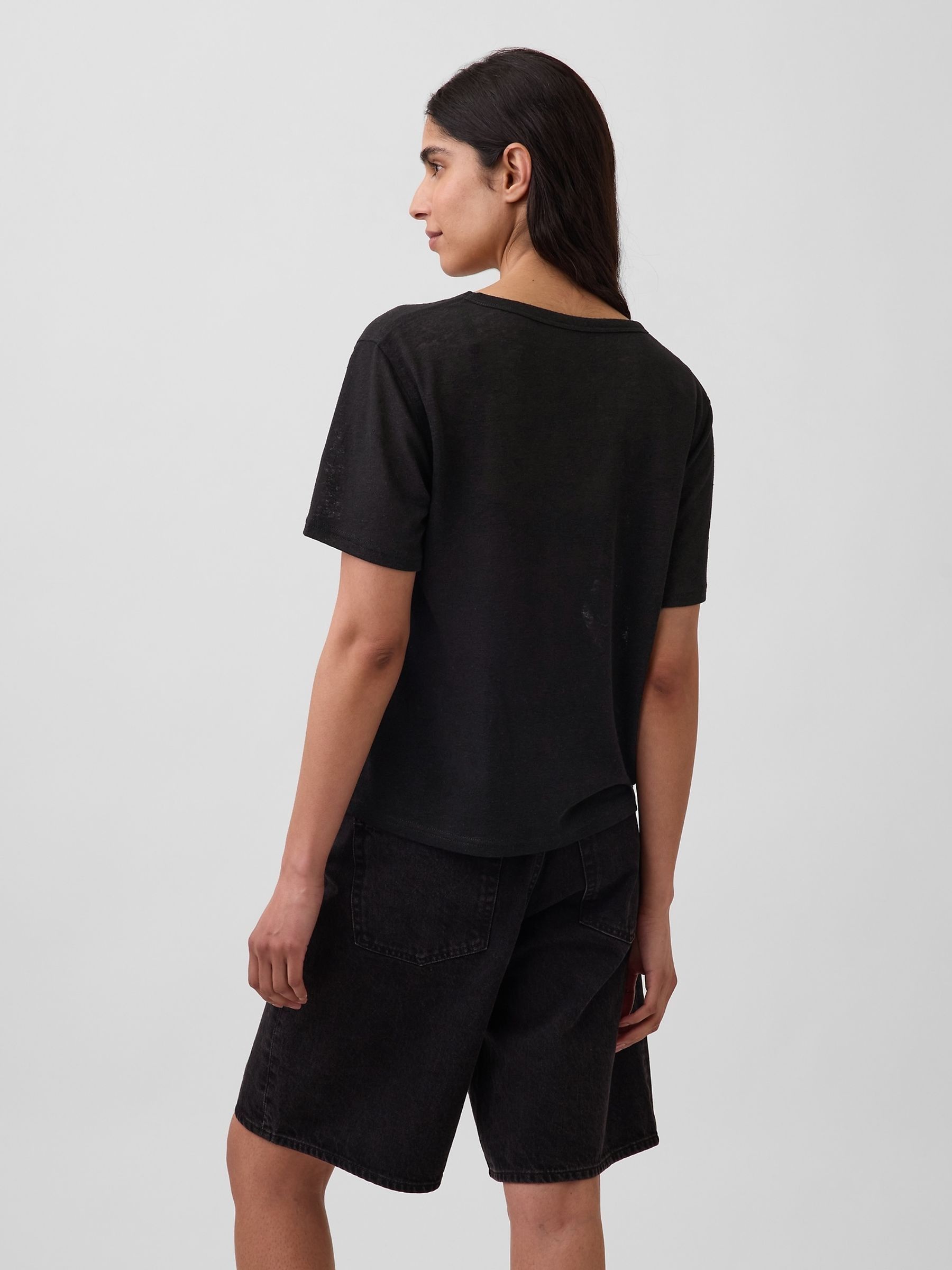 Black Linen-Blend Relaxed V-Neck T-Shirt - Image 2 of 4