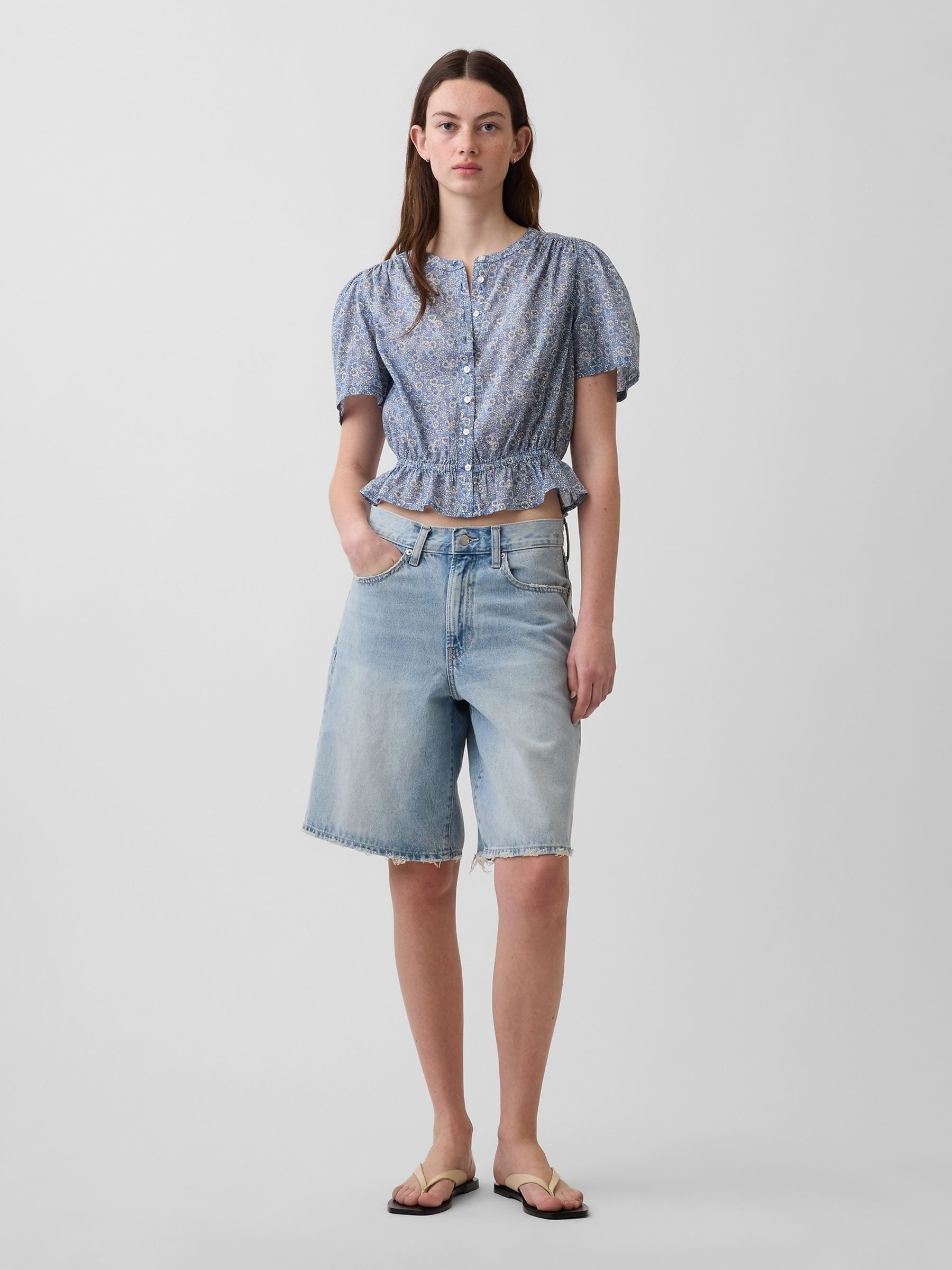 Blue Floral Button-Front Crop Short Sleeve Peplum Top - Image 4 of 4