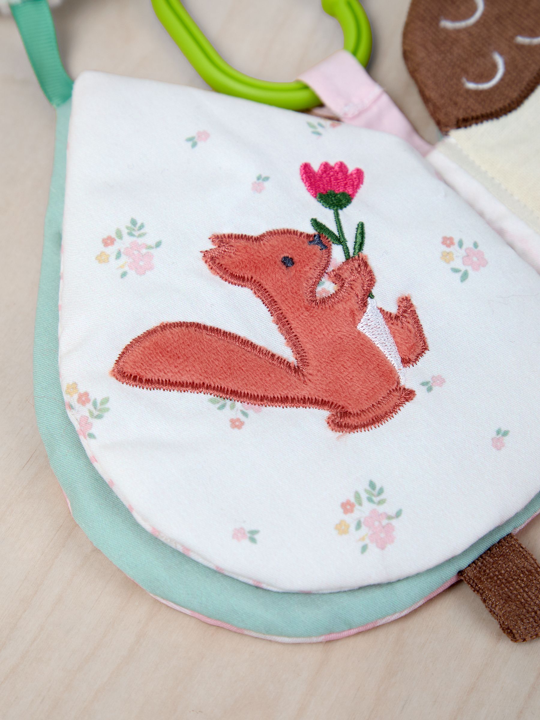 Besty Bunny Wildflower Multicolour Book - Image 4 of 5