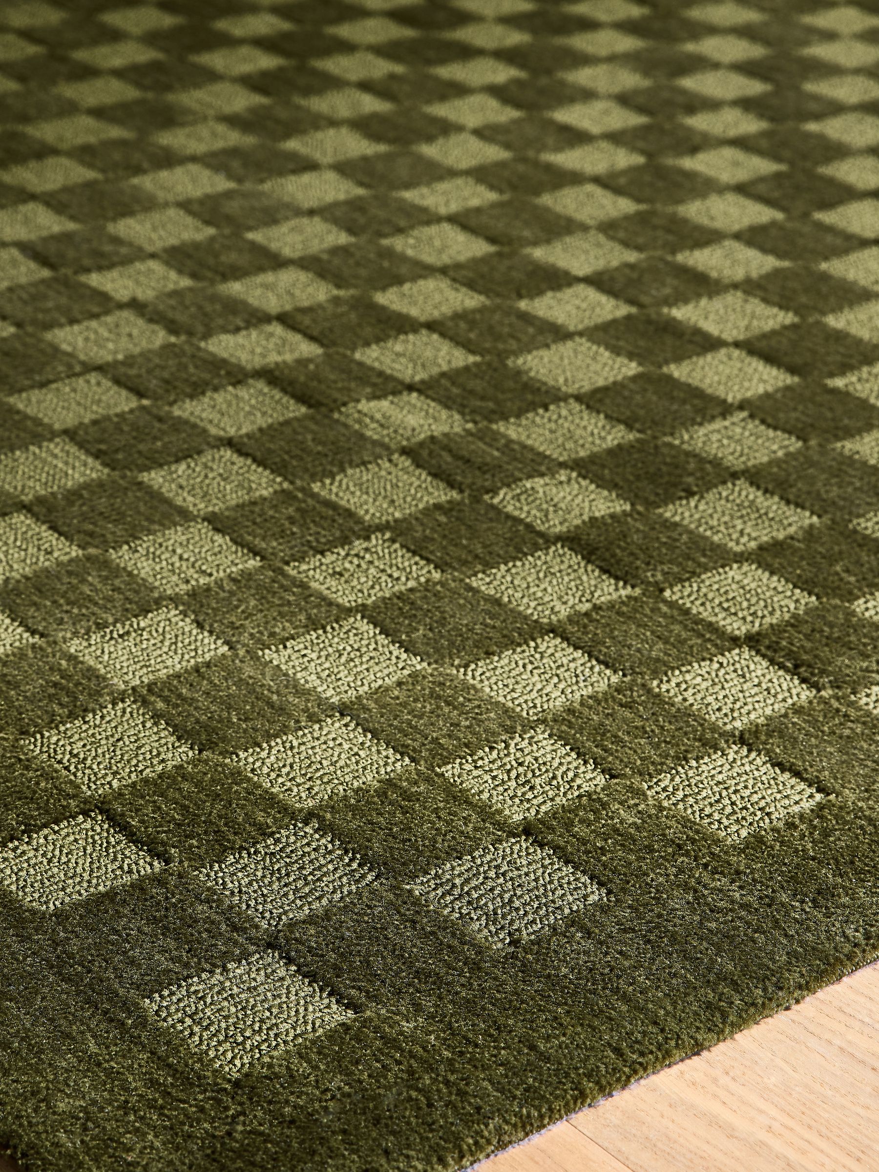 Sibyl Rug in Green - Image 2 of 5
