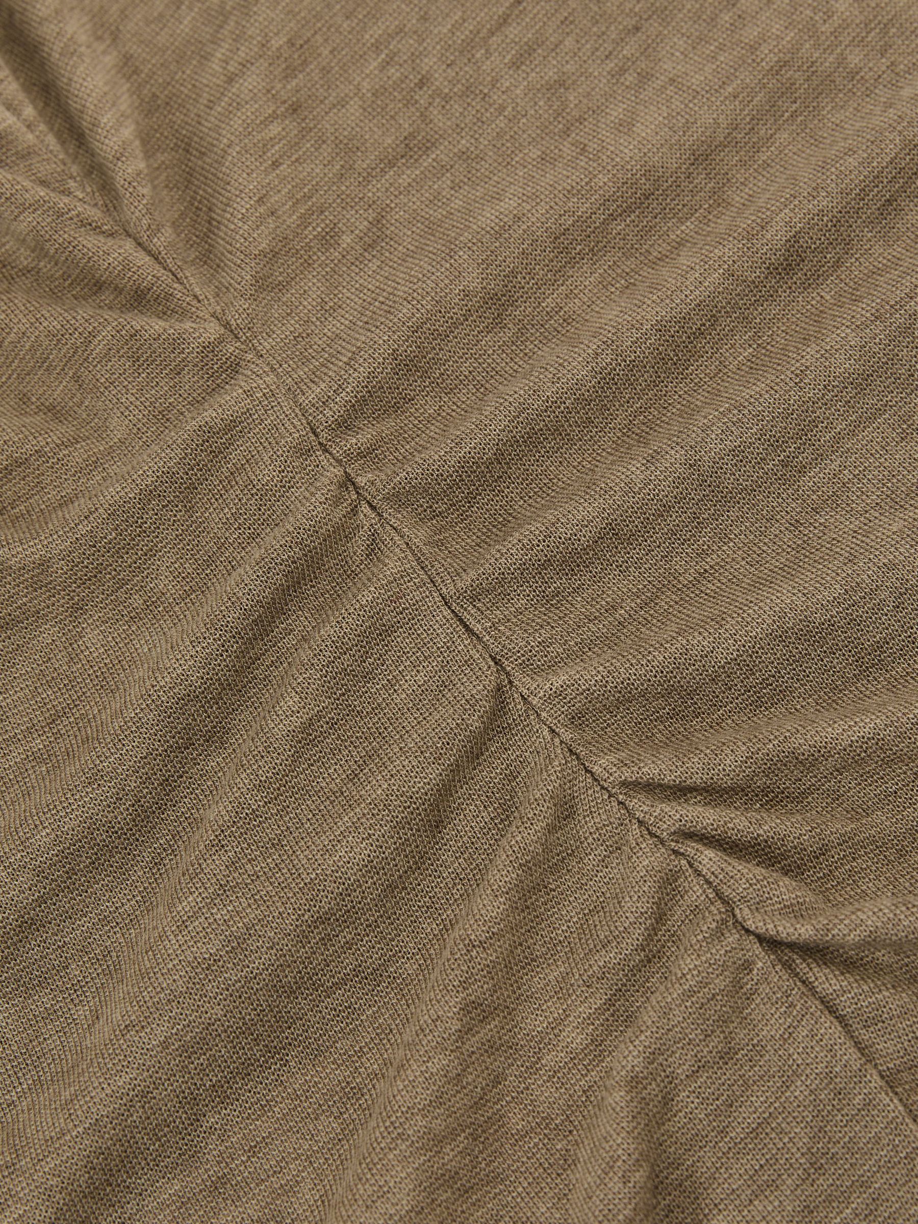 T-Shirt in Dark Neutral - Image 6 of 6