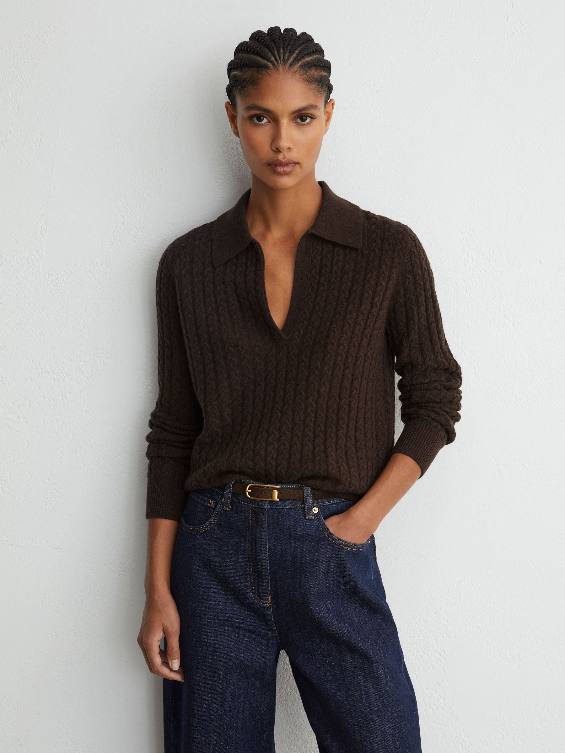 Wool-Cashmere Cable-Knit Collared Jumper in Grape Burgundy - Image 3 of 7