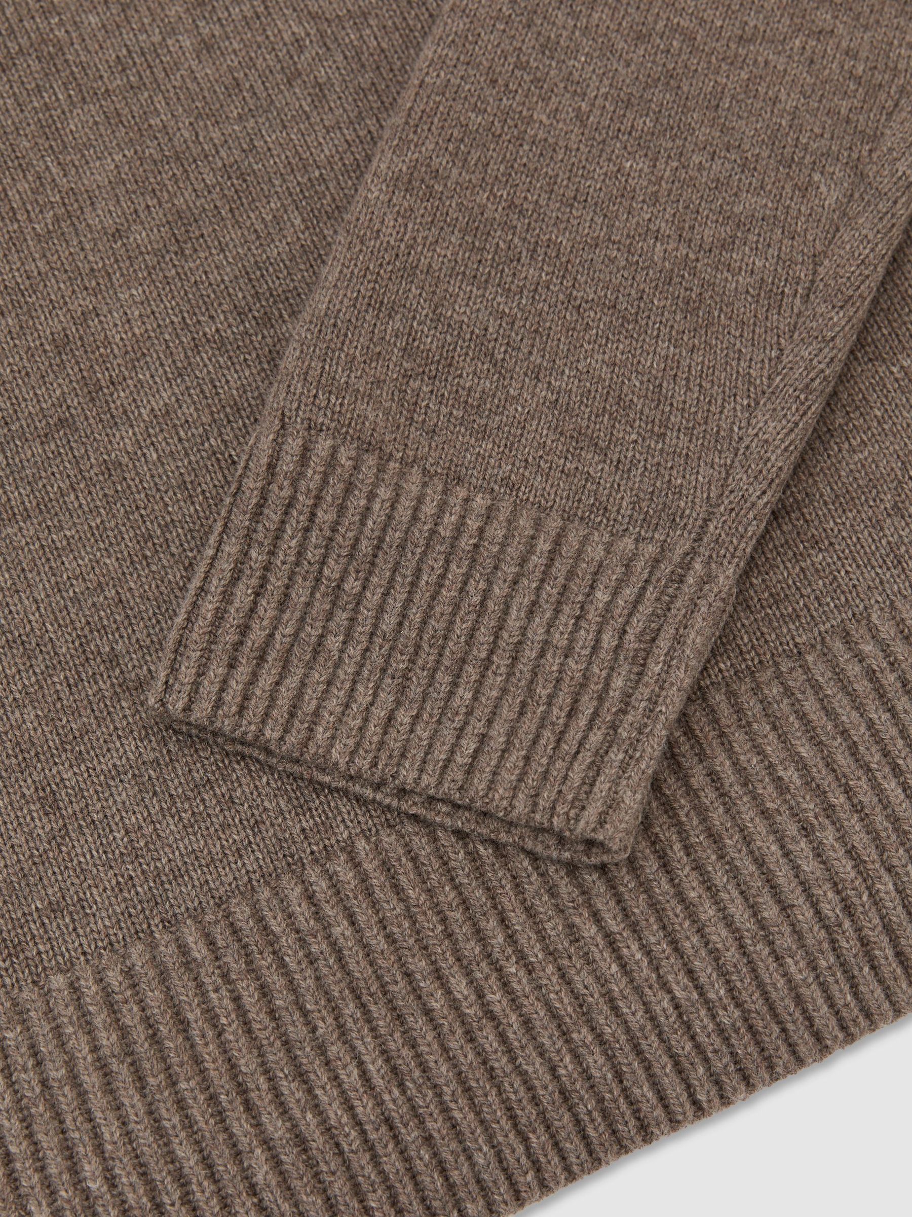Woll-Kaschmir-Pullover mit V-Ausschnitt in dunklem Neutralton - Bild 7 von 7