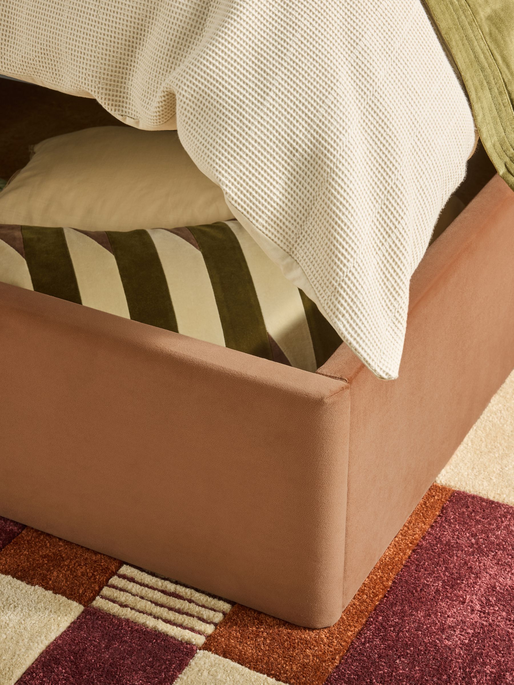 Harlow Ottoman Storage Bed in Fawn Truffle Natural Velvet - Image 3 of 6