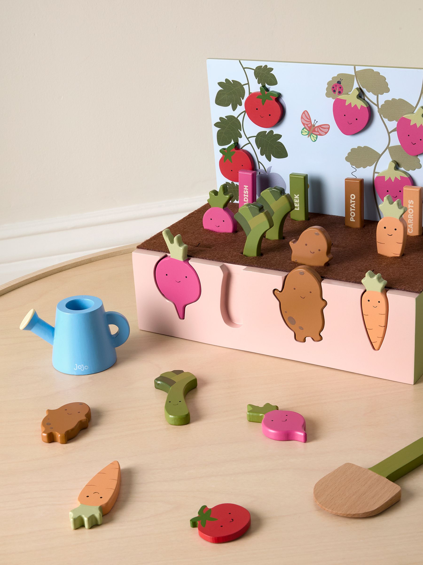 Plant & Pick Fruit & Veg Playset - Image 1 of 6