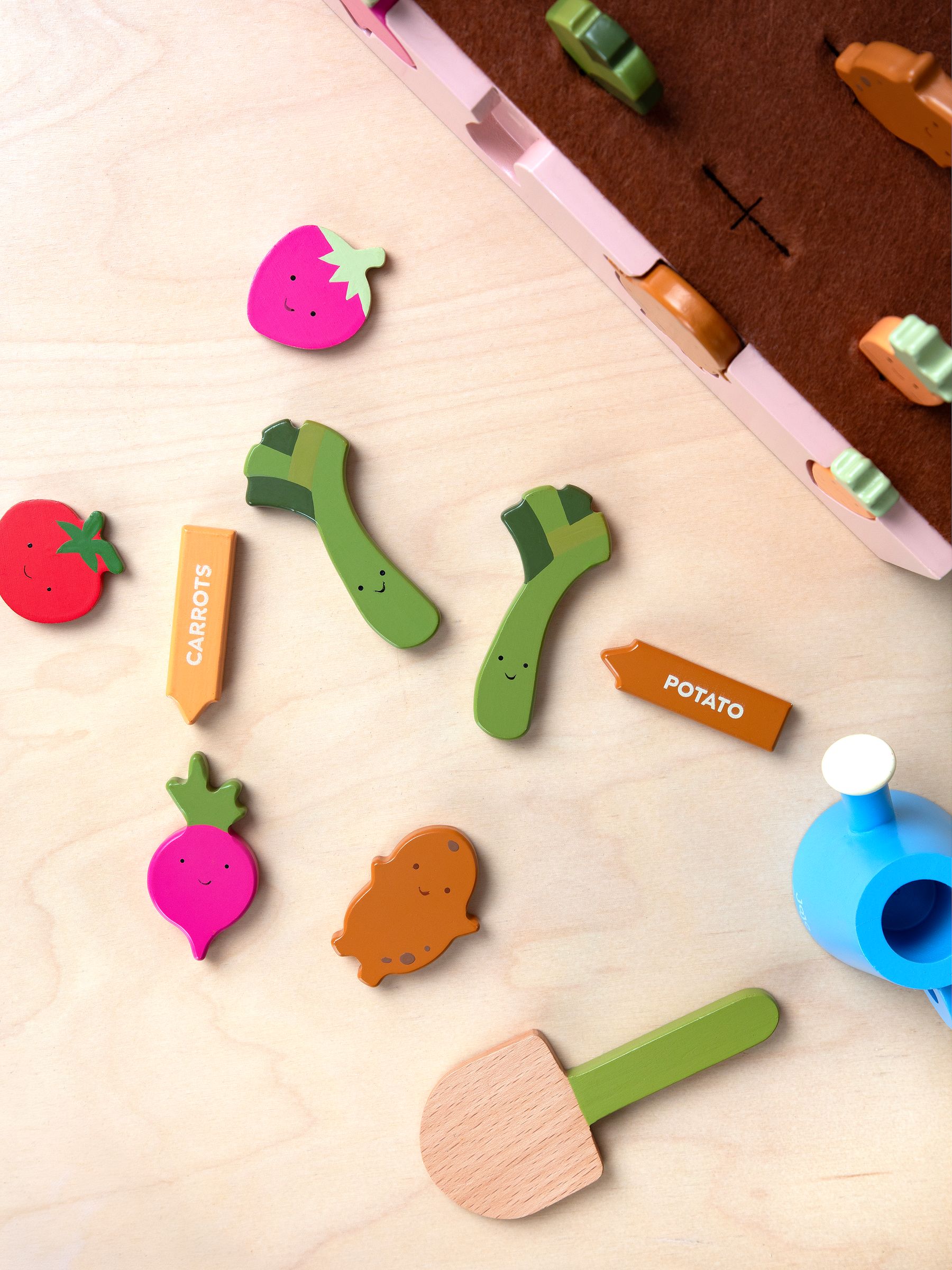 Plant & Pick Fruit & Veg Playset - Image 3 of 6
