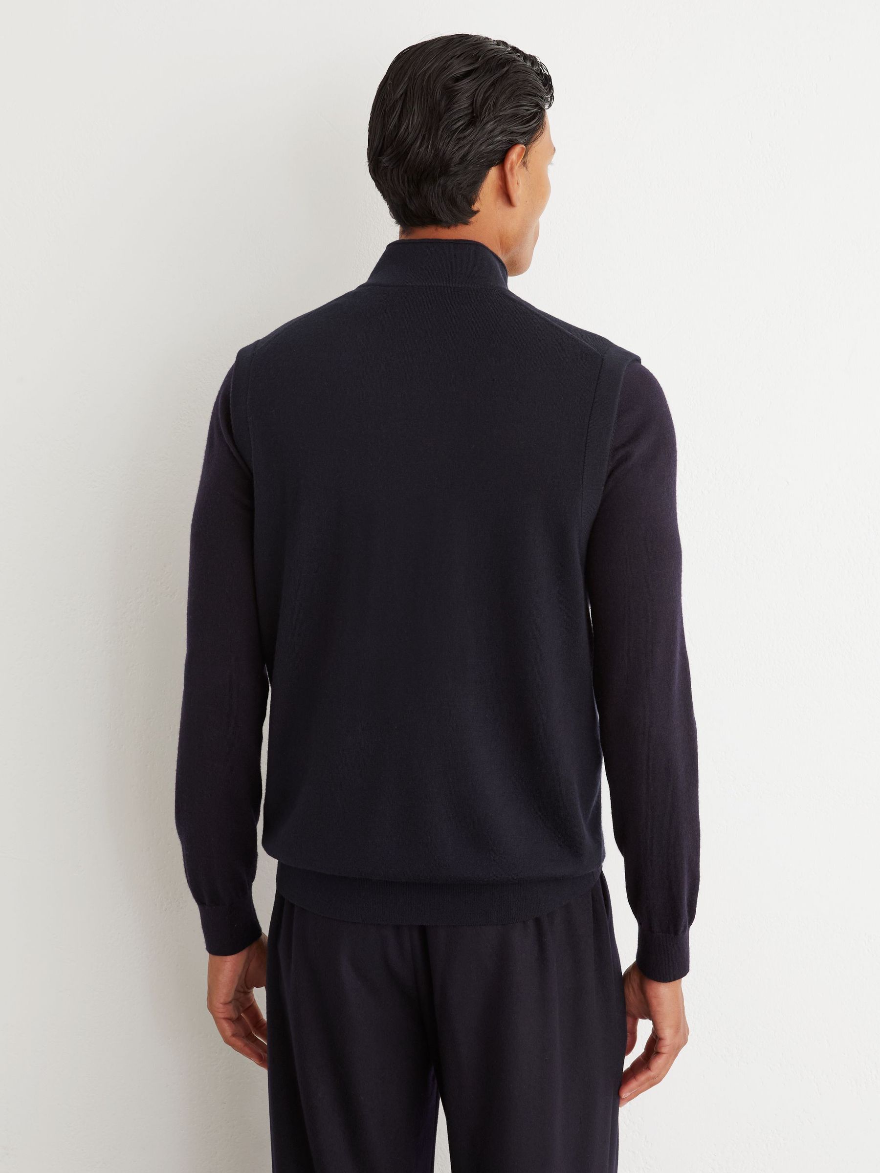 Vest in Navy - Image 5 of 6