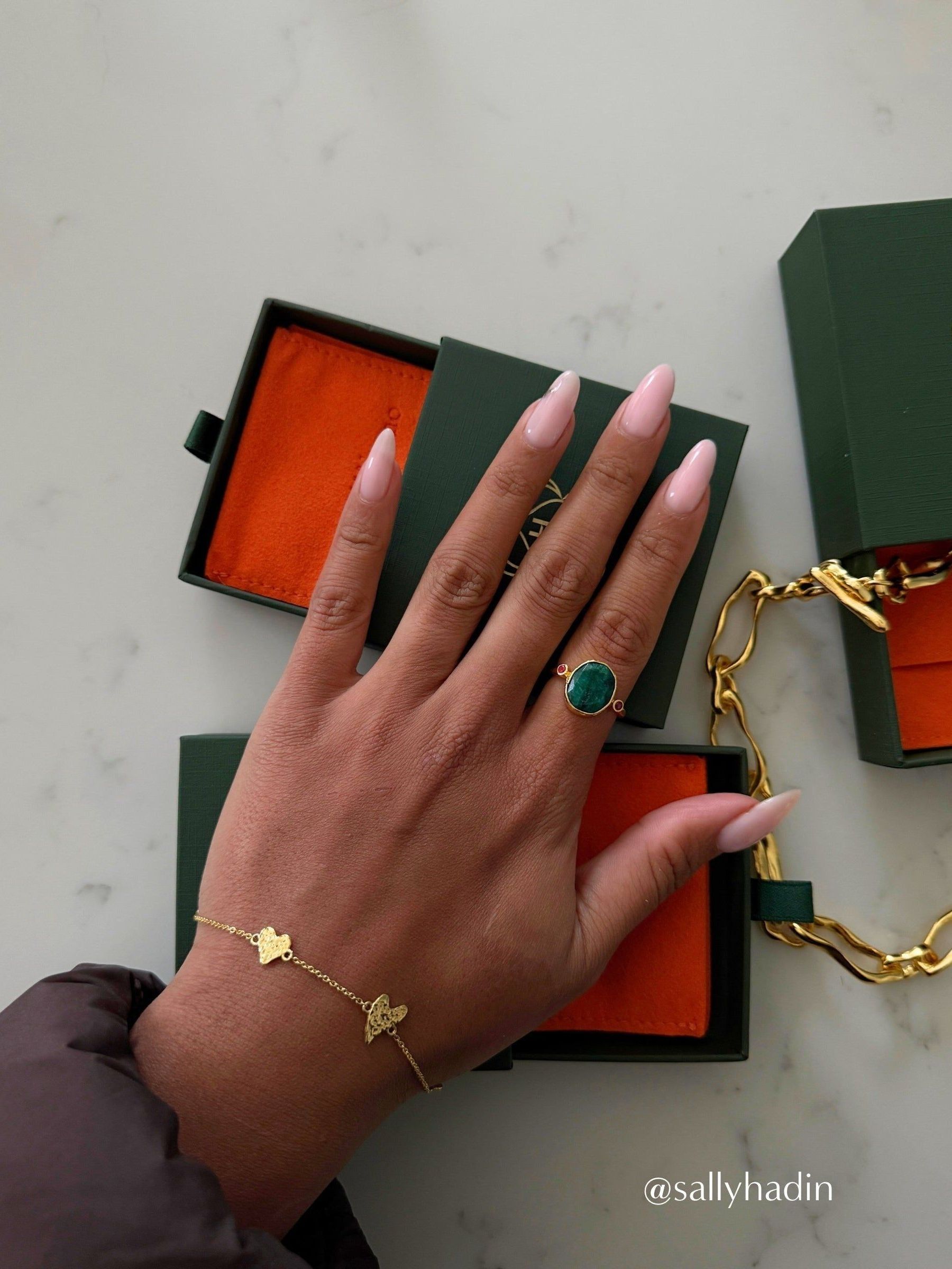 Ottoman Hands Gold Lucia Emerald Cocktail Ring - Image 5 of 6