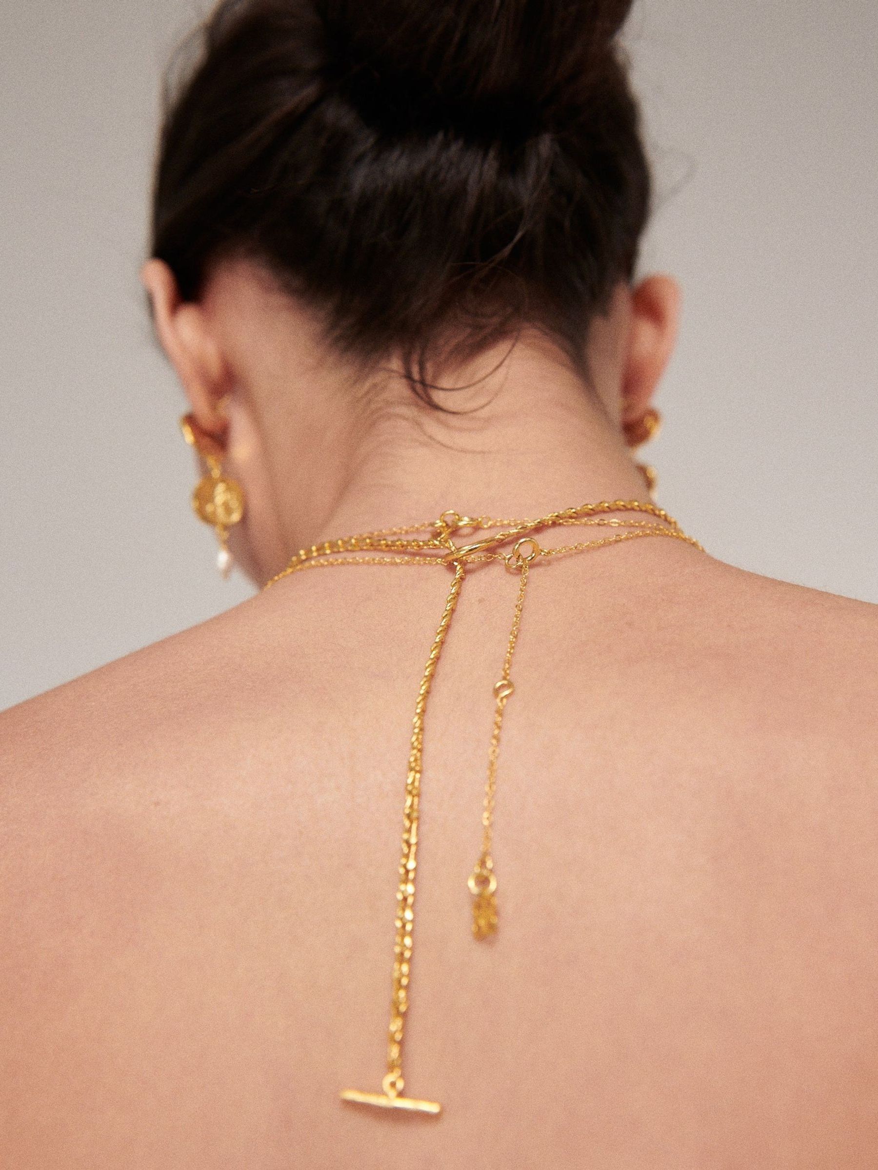 Ottoman Hands Gold Thea Snake Chain Necklace with T-Bar - Image 3 of 4