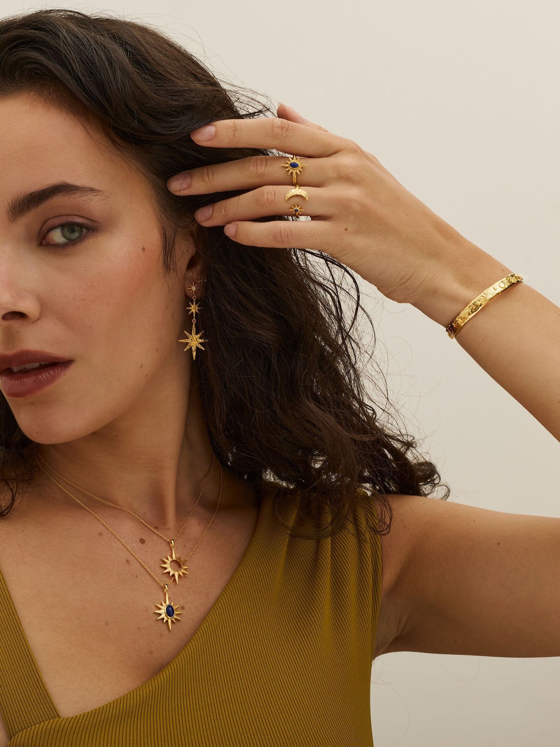 Ottoman Hands Gold Star Pendant Necklace - Image 2 of 4