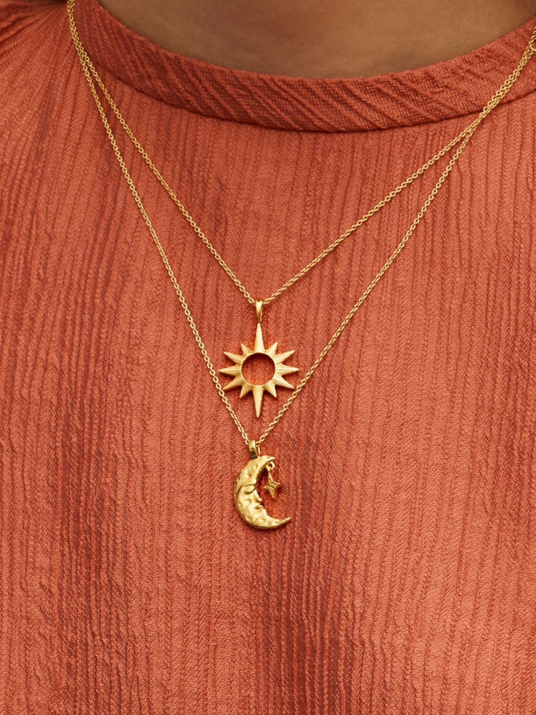 Ottoman Hands Gold Star Pendant Necklace - Image 3 of 4