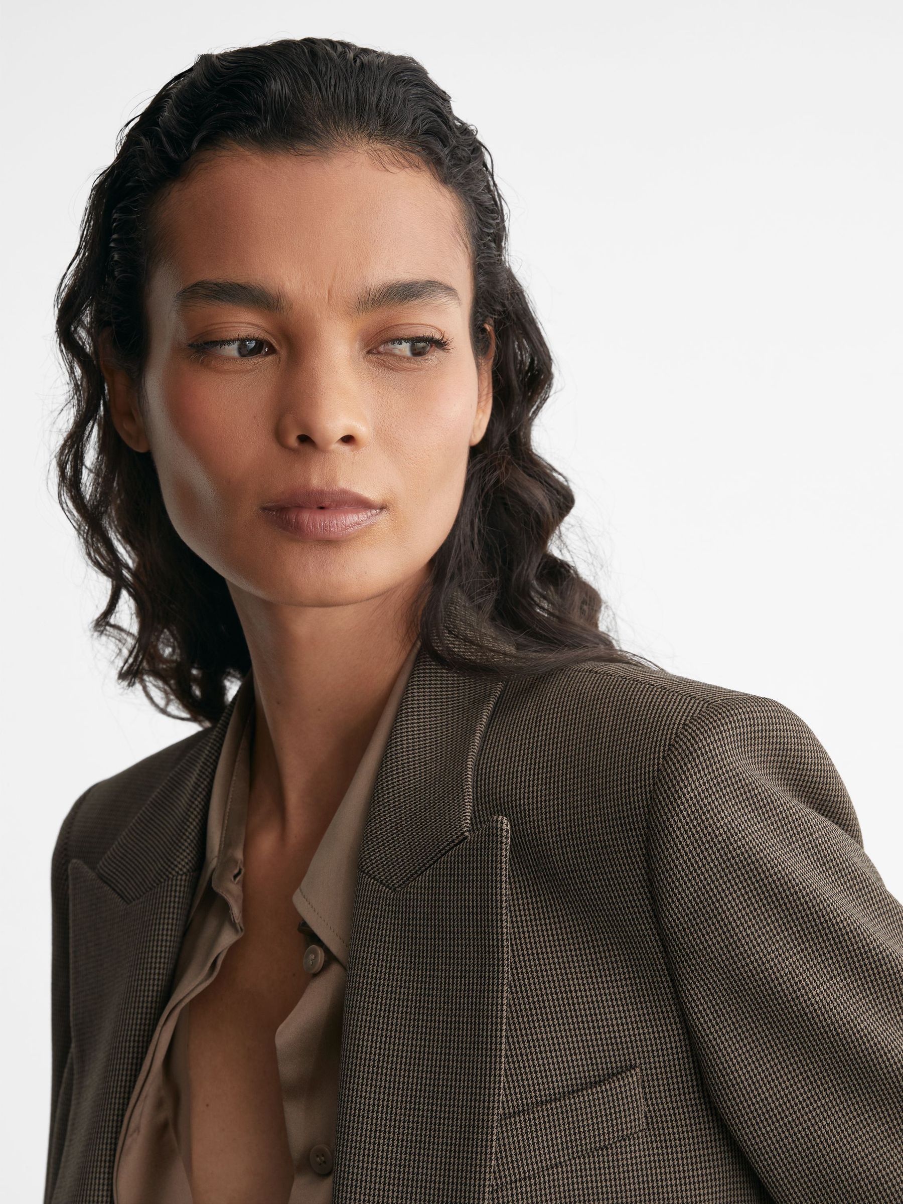 Puppytooth Single-Breasted Suit Blazer in Black/Neutral - Image 8 of 9