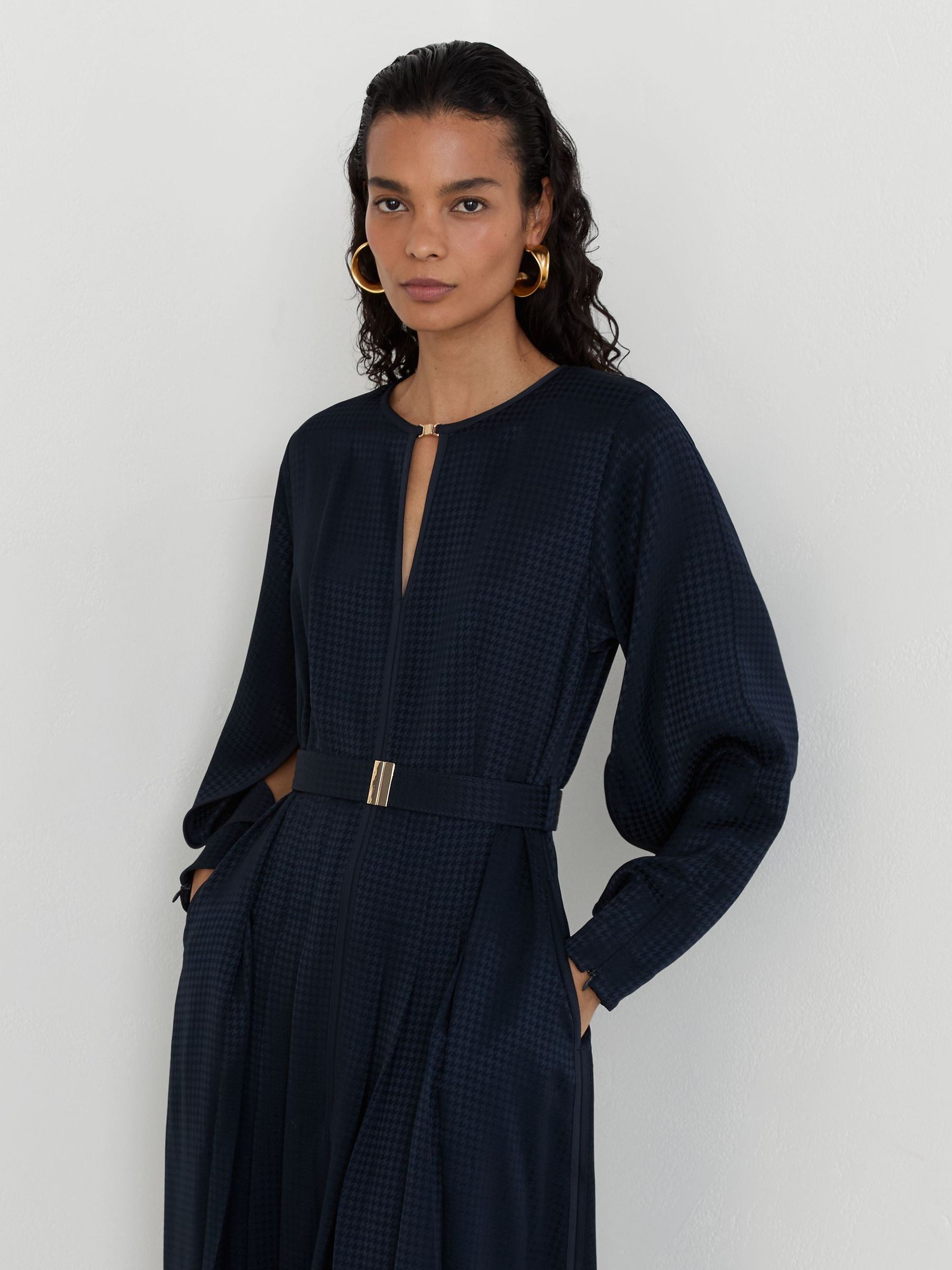 Houndstooth-Check Belted Midi Dress in Navy - Image 6 of 8