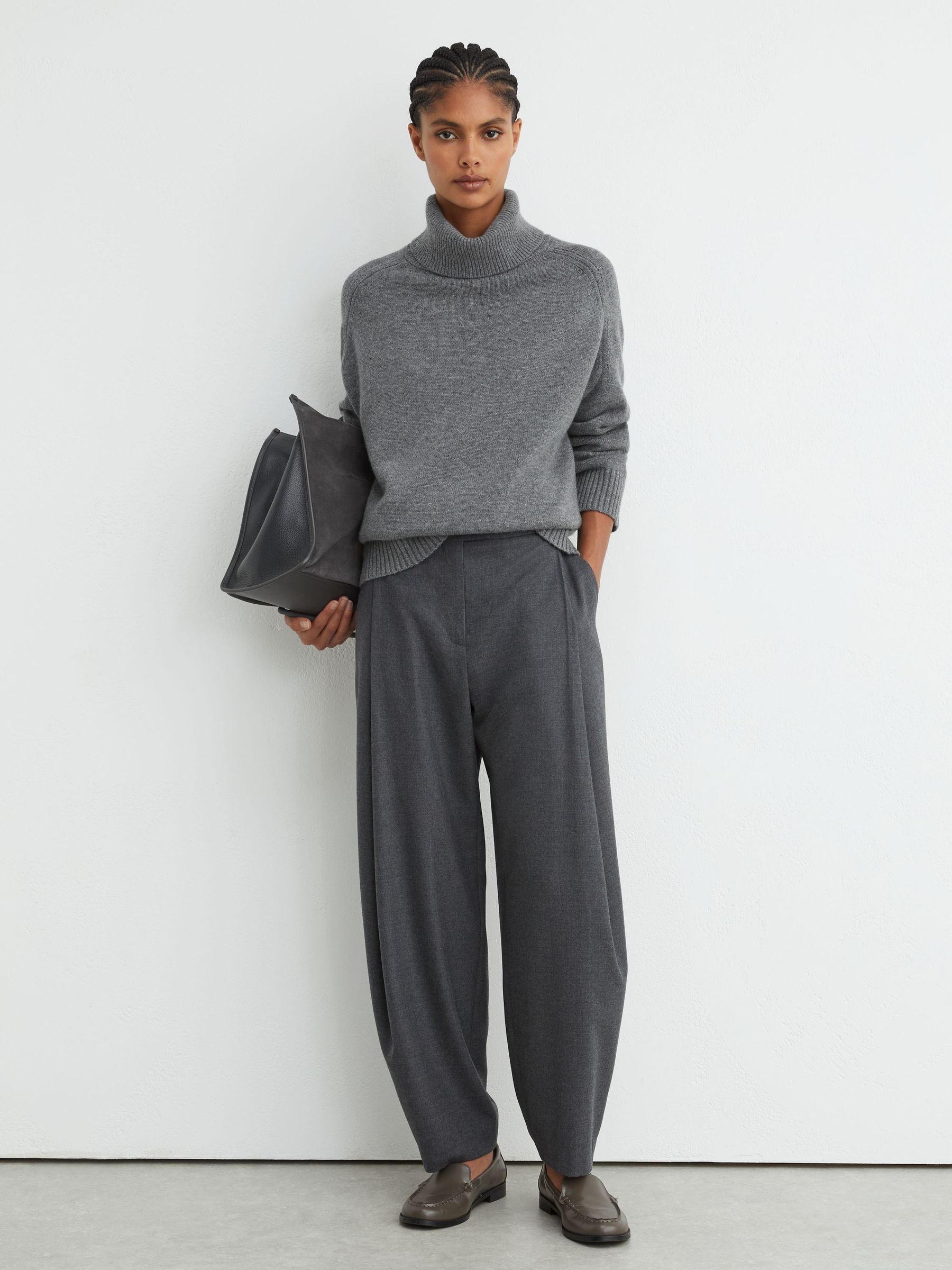 Wool-Cashmere Roll-Neck Jumper in Grey - Image 4 of 7