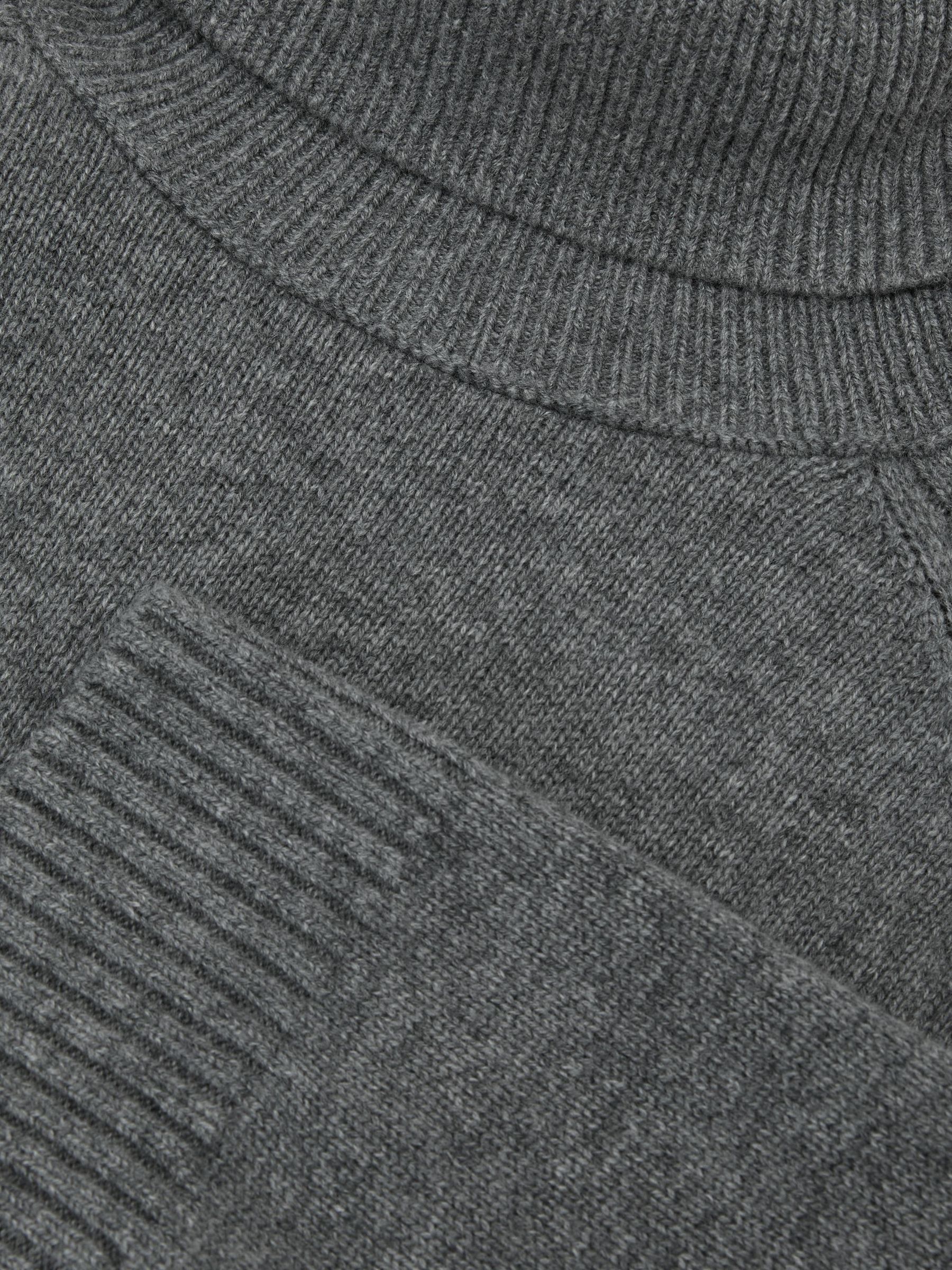 Wool-Cashmere Roll-Neck Jumper in Grey - Image 7 of 7