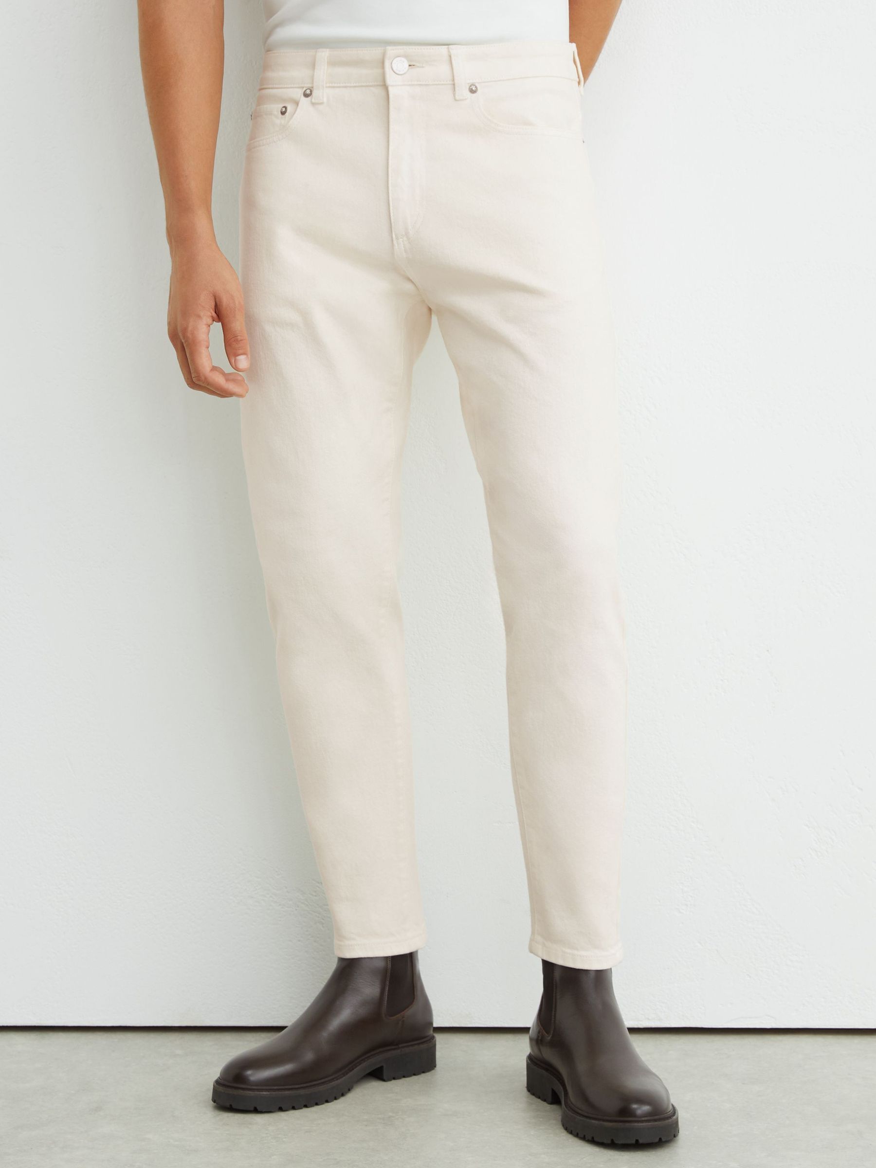 Relaxed-Fit Cropped Jeans in White - Image 3 of 6