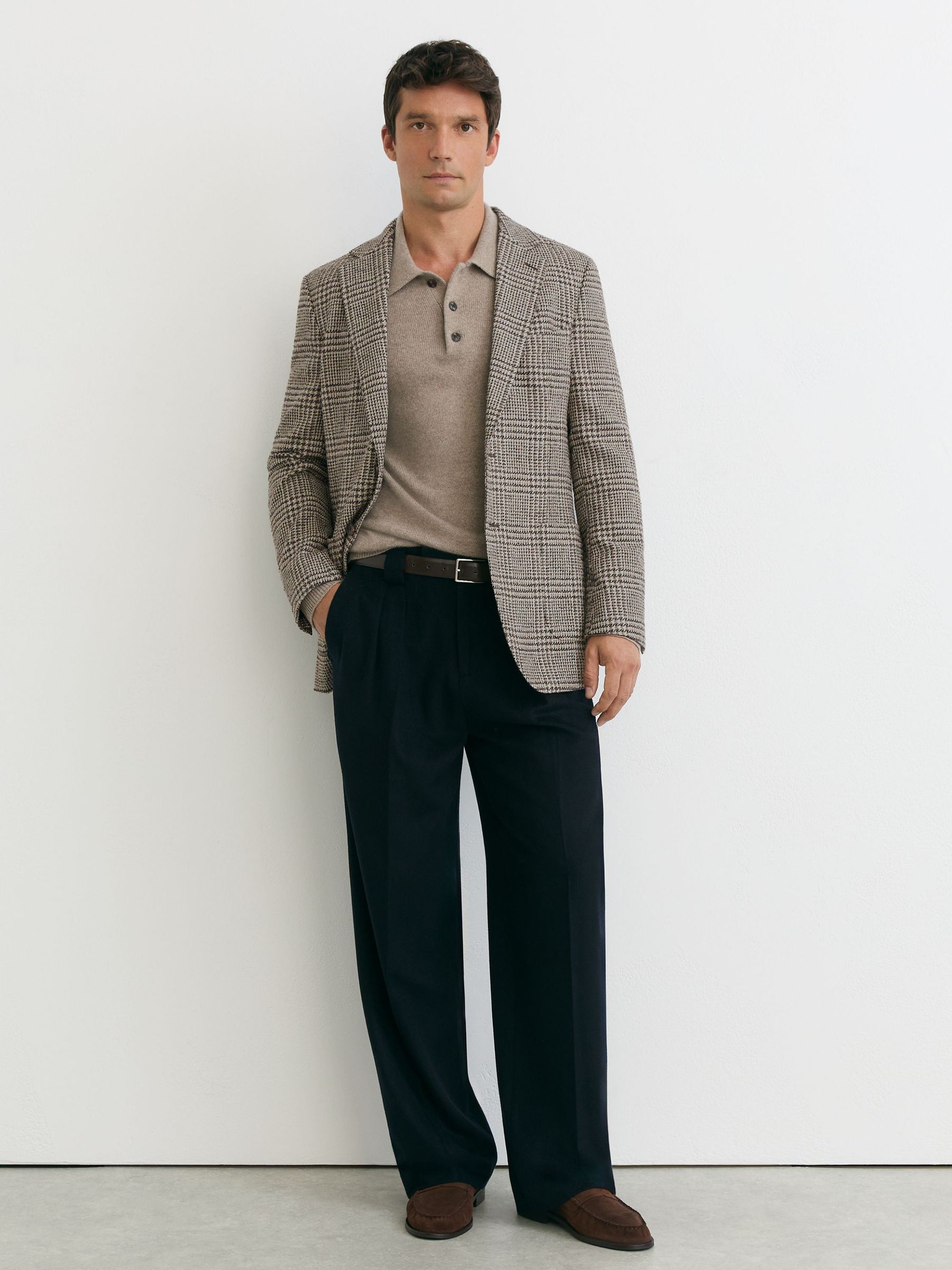 Classic Fit Wool-Blend Houndstooth Single-Breasted Blazer in Brown/White - Image 4 of 7