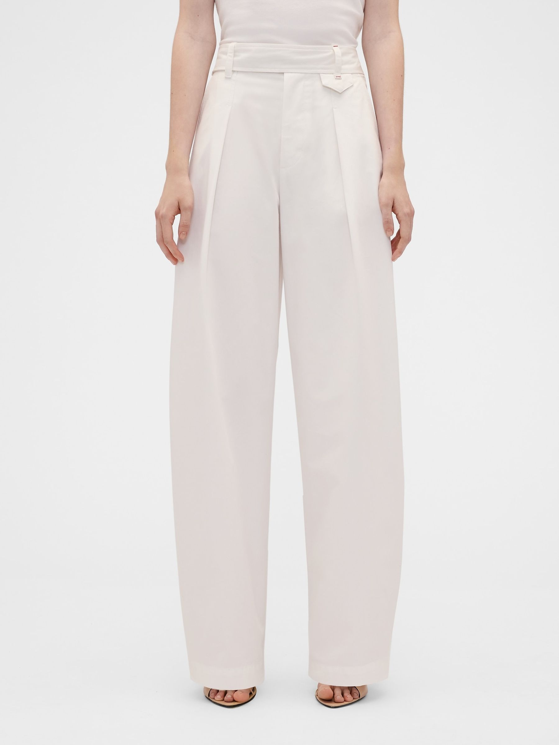 Gap x Victoria Beckham White High Waisted Pleated Arc Trousers - Image 1 of 8