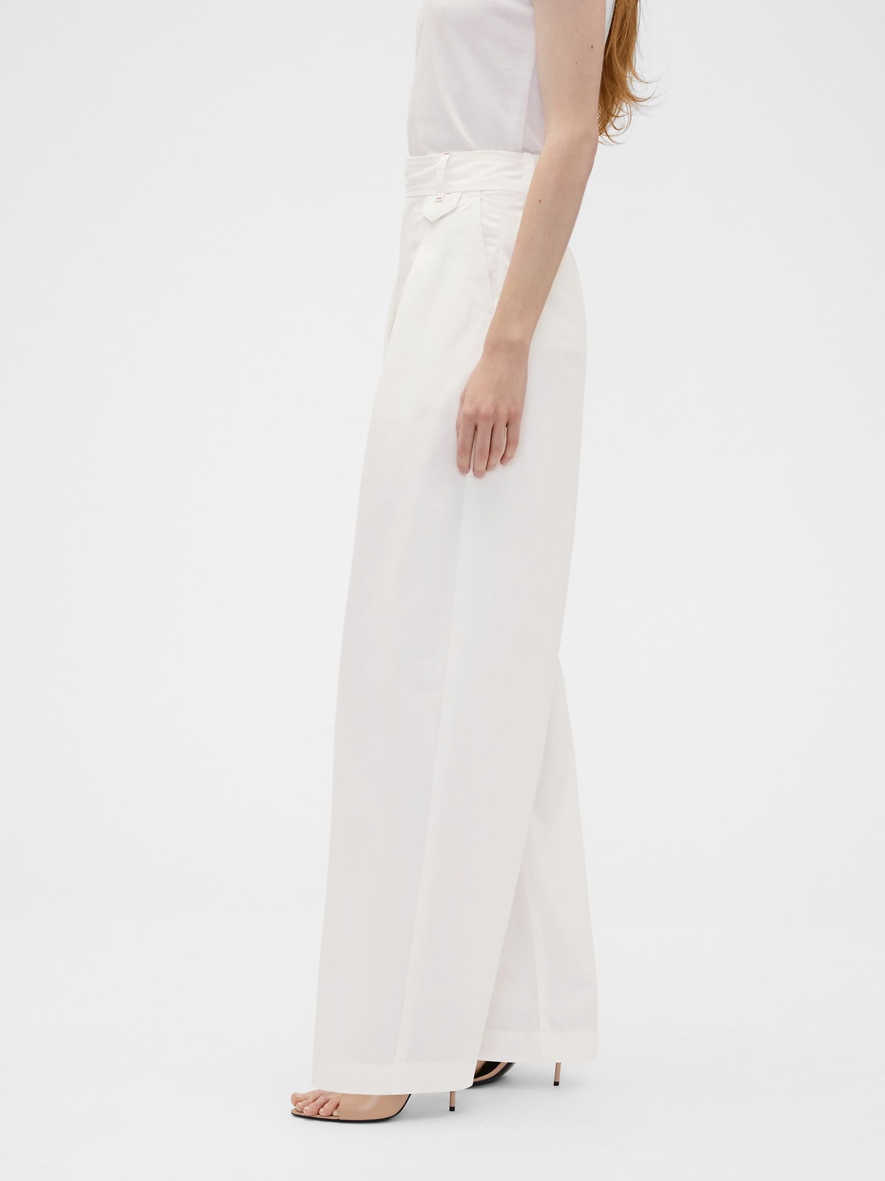 Gap x Victoria Beckham White High Waisted Pleated Arc Trousers - Image 3 of 8