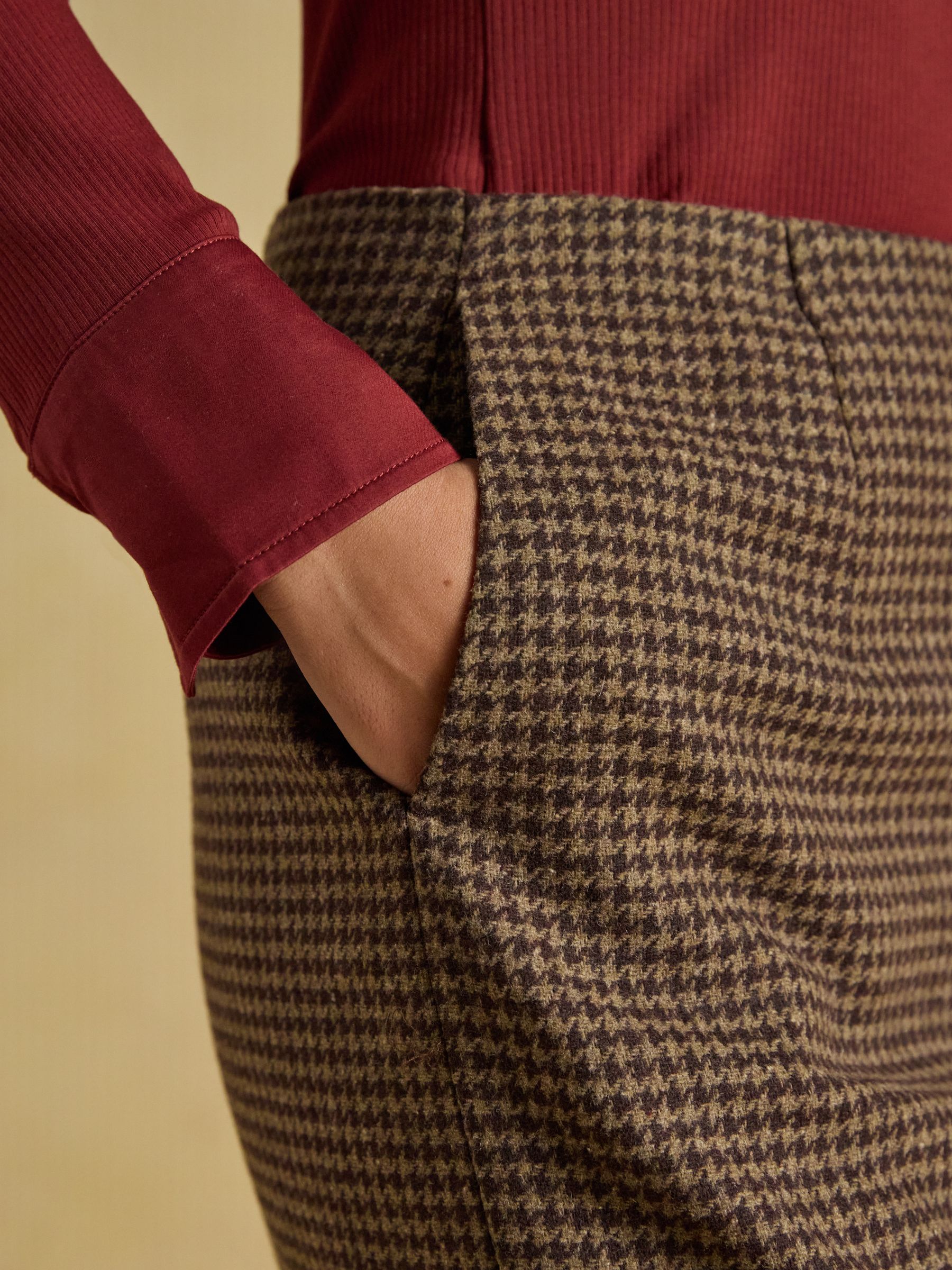 Blyth Brown Houndstooth Tweed Mini Skirt - Image 3 of 7