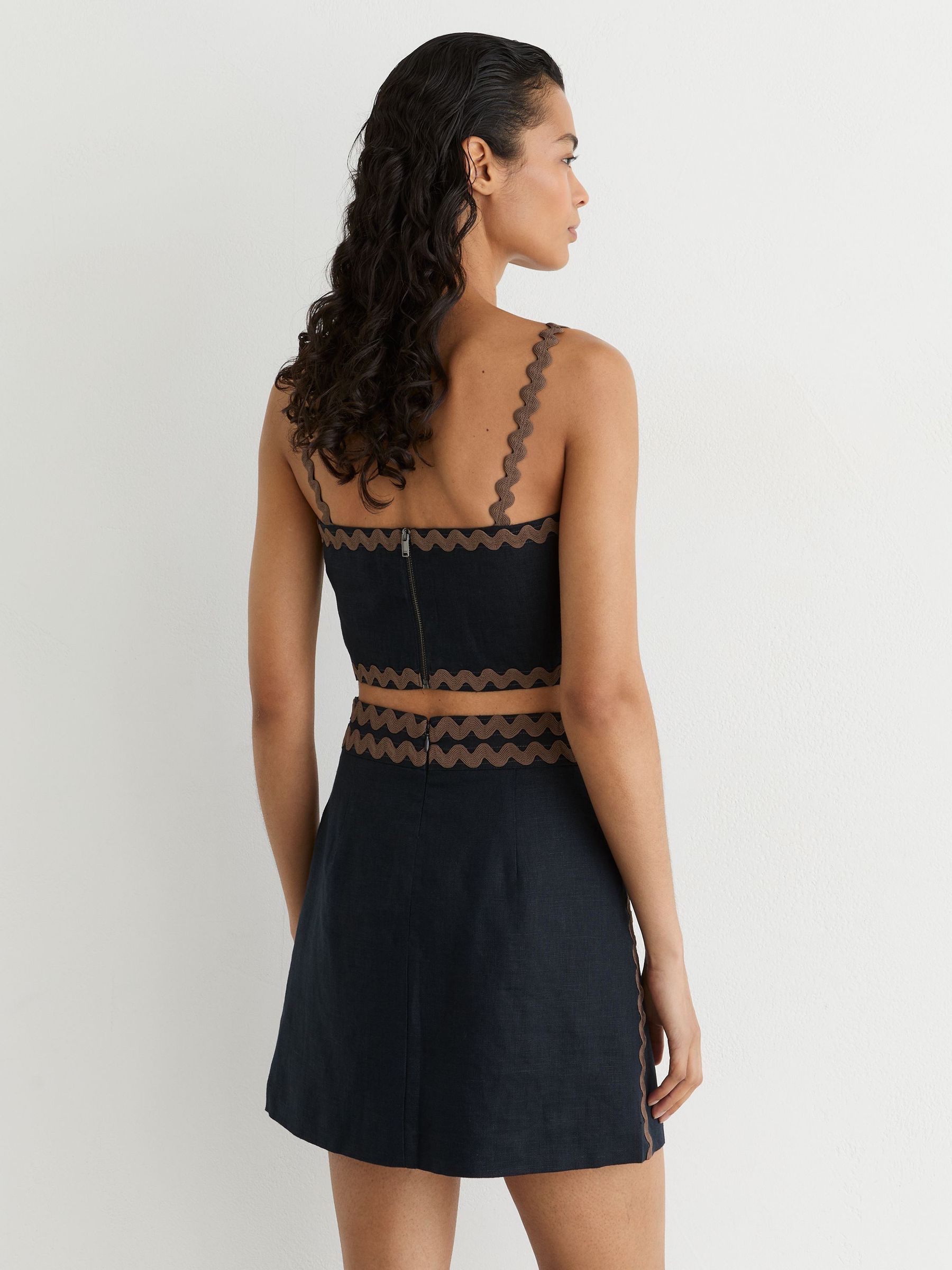 Linen Wave-Trim Mini Skirt in Navy/Brown - Image 7 of 8