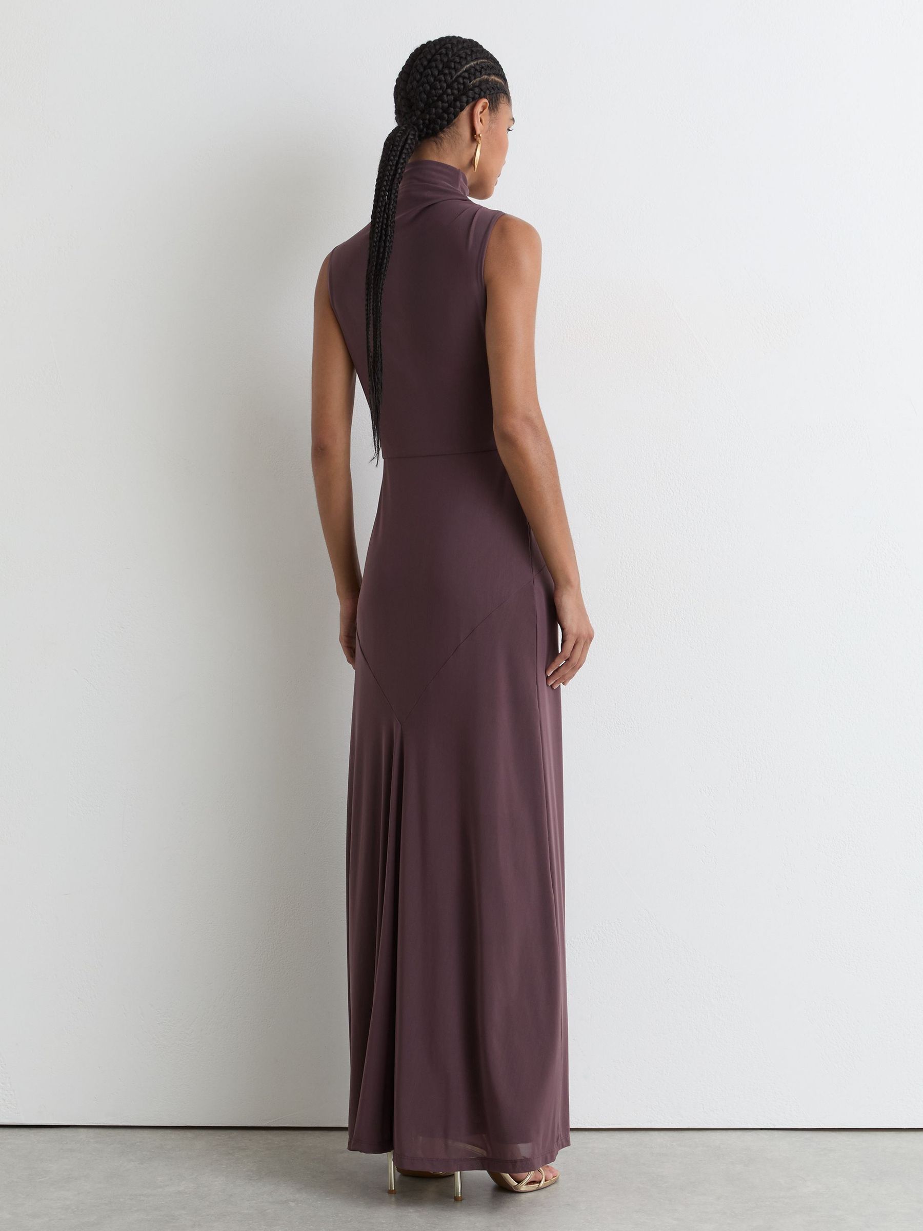 Draped-Detail Sleeveless Maxi Dress in Taupe Brown - Obrázek 4 z 6