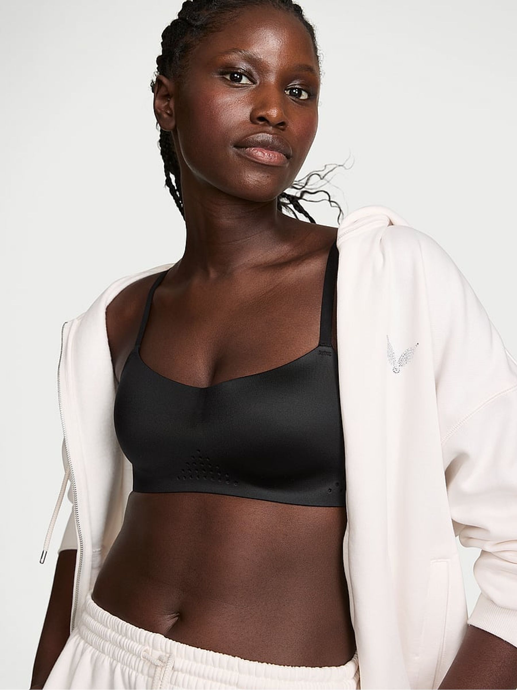 Black Fashion Show Featherweight™ Light GlossyTech Sports Bra - Image 2 of 4 Black Fashion Show Featherweight™ Light GlossyTech Sports Bra - Image 2 of 4
