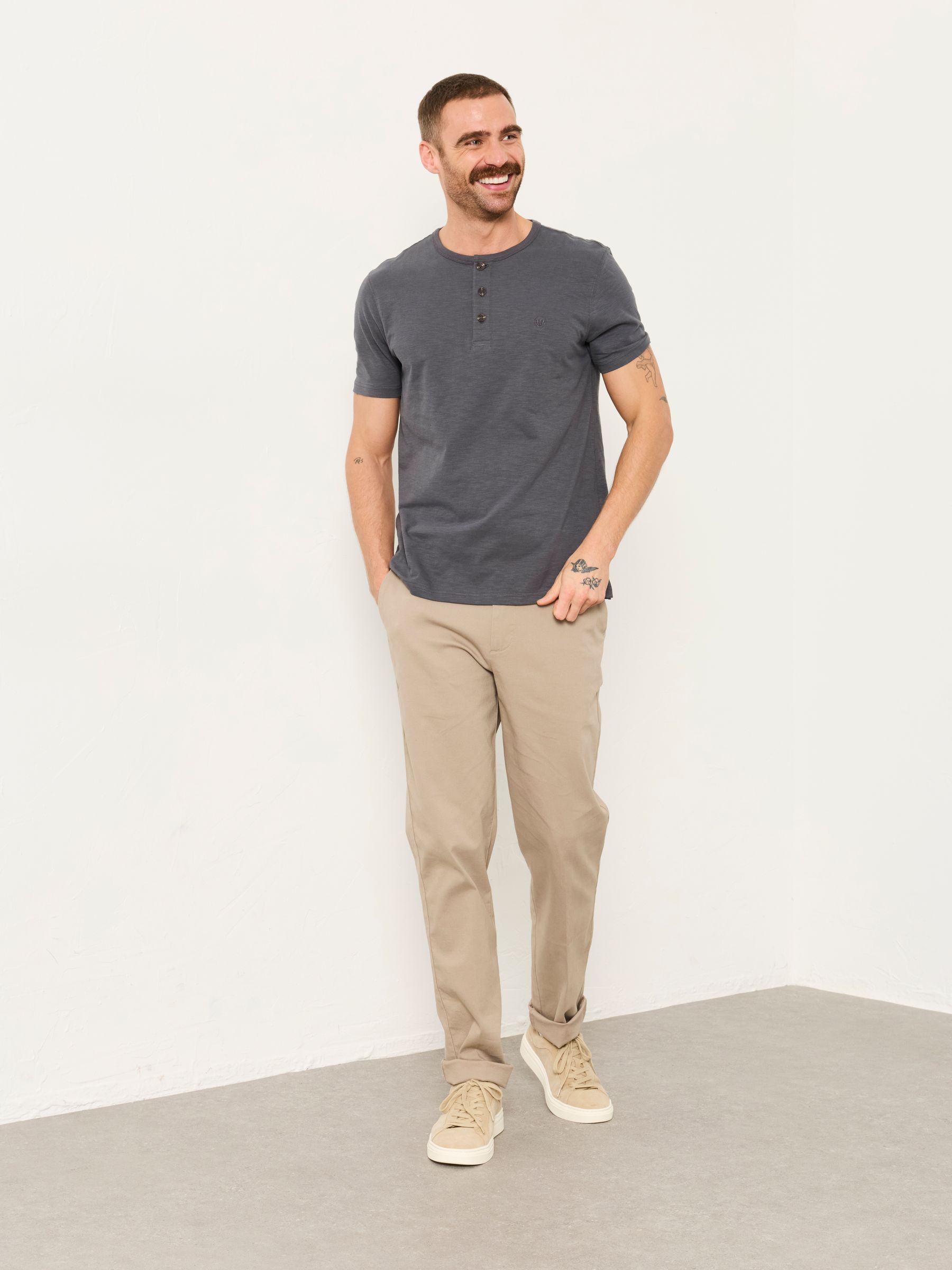 Washed Black Short Sleeve Woodside Henley - Image 5 of 6