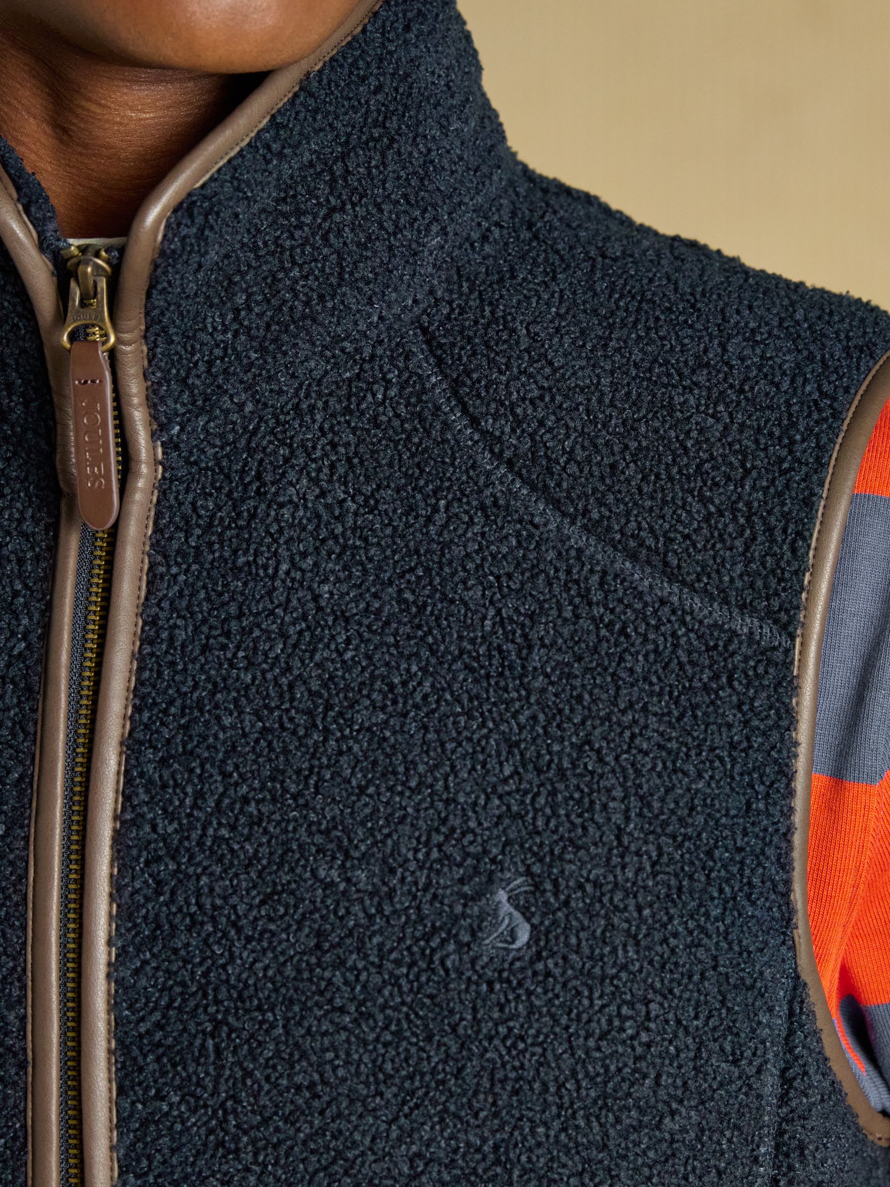 Navy Heritage Borg Fleece Gilet - Image 8 of 10