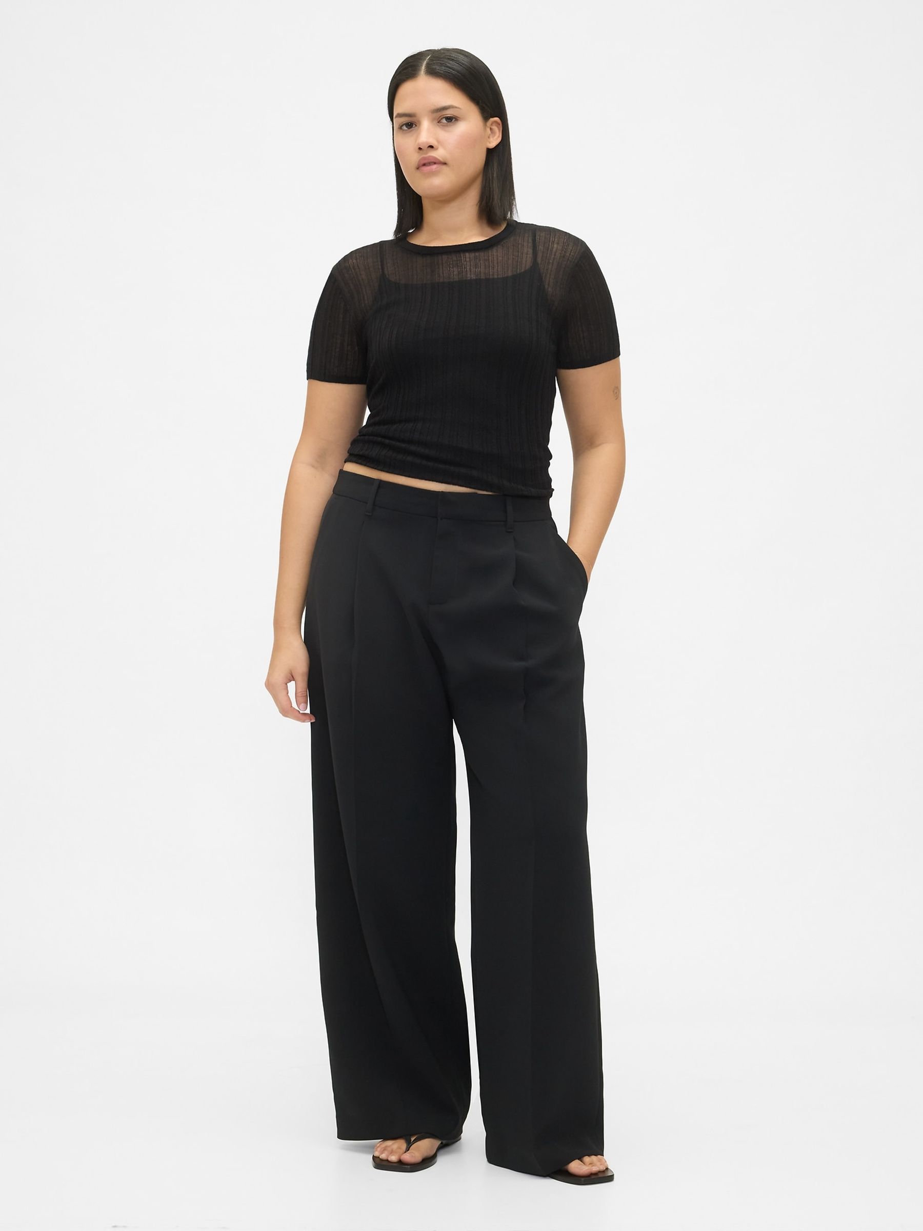 Black 365 Low Waisted Pleated Wide Leg Trousers - Image 5 of 6