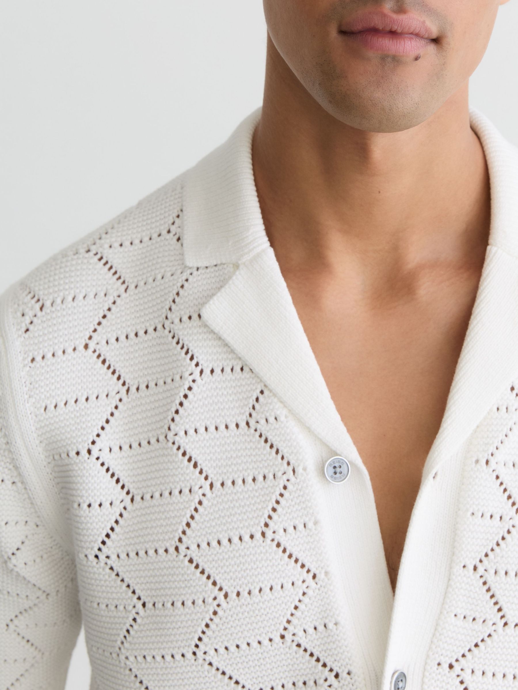 Shirt in White - Image 3 of 6