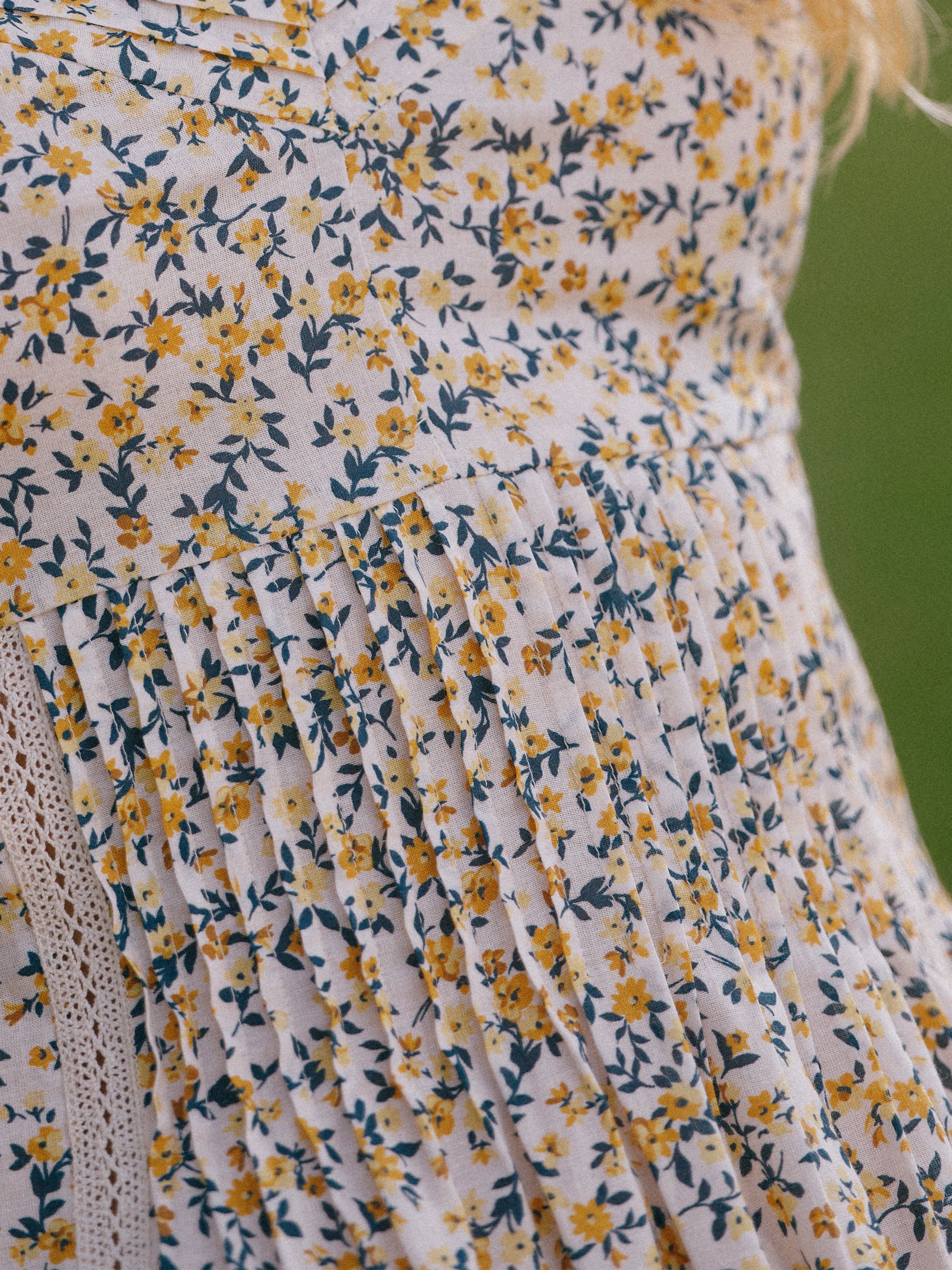 Olivia Yellow Ditsy Short V-Neck Dress With Trim Detail - Image 4 of 12