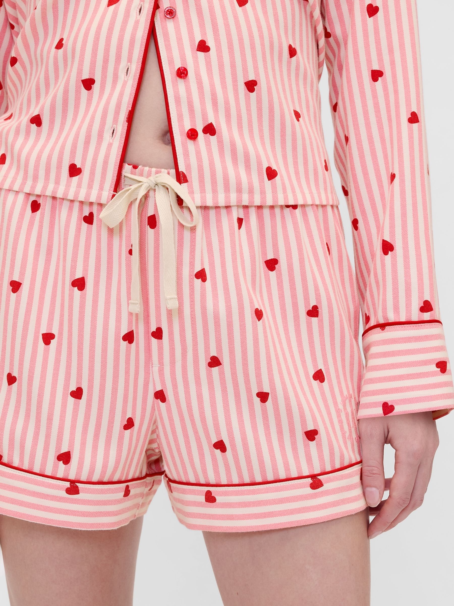 Gap X Summer Fridays Pink/Red Flannel Hearts Pyjama Shorts - Image 6 of 7