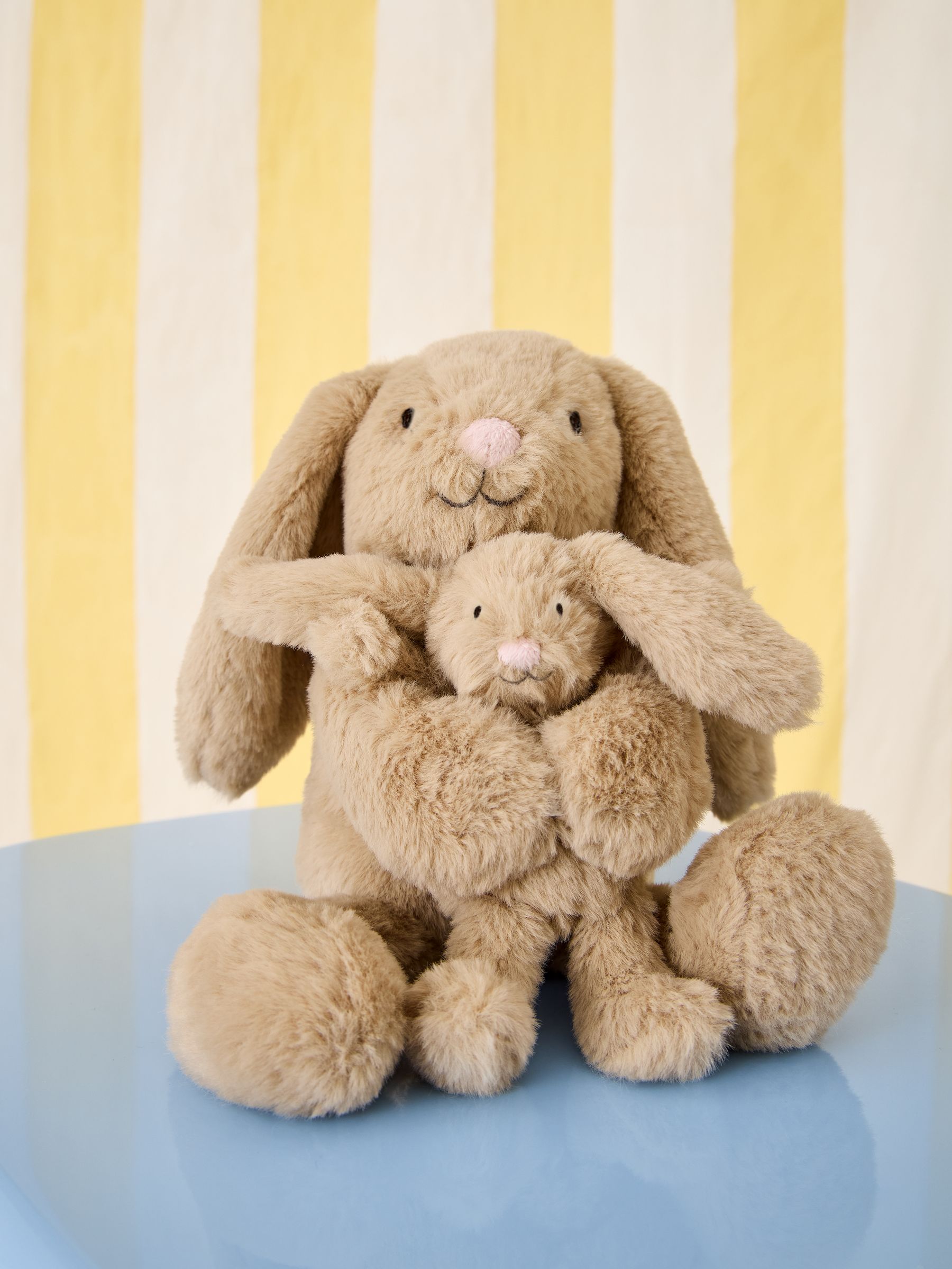 Mummy and Baby Bunny - Image 1 of 4