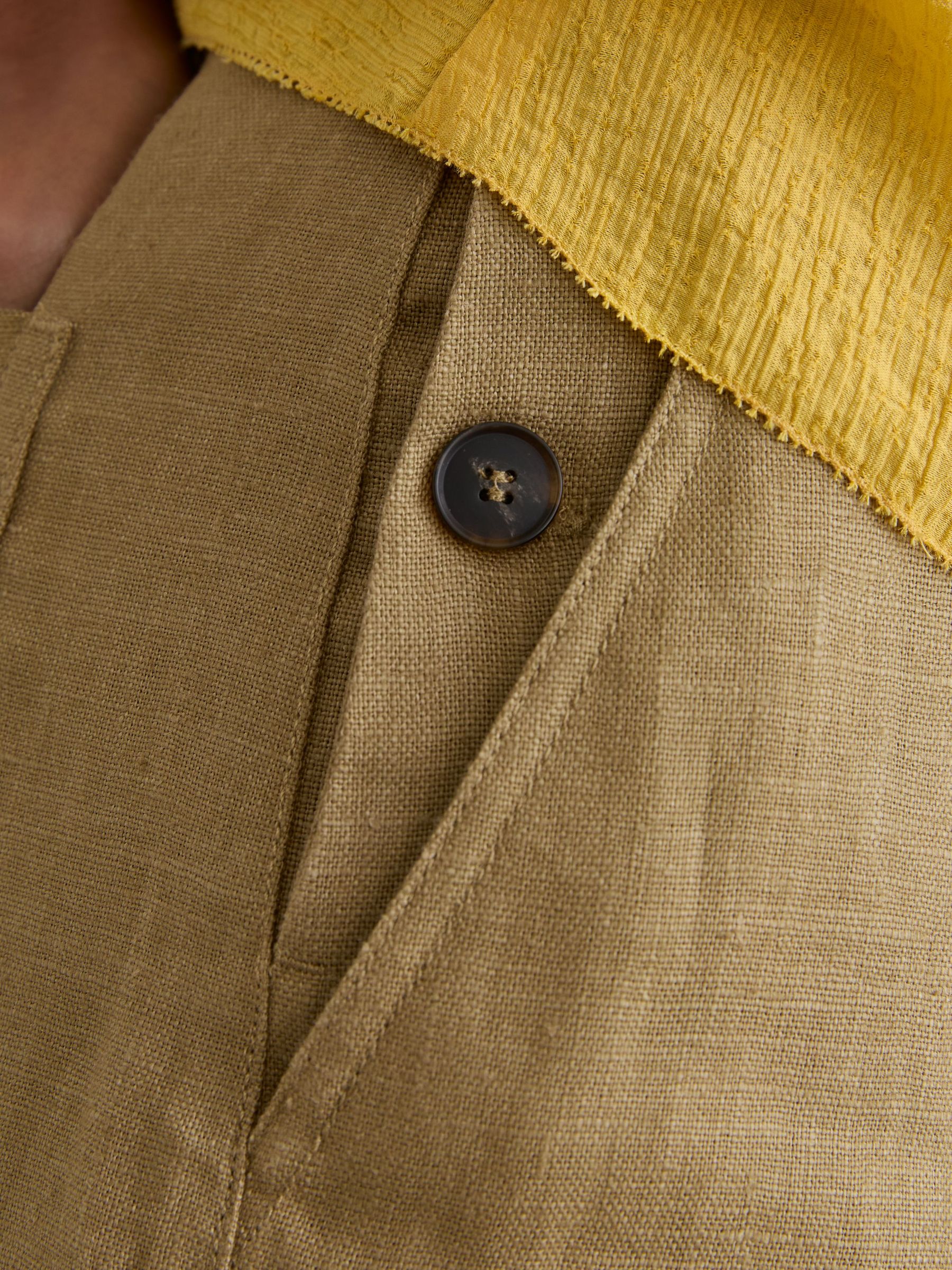 Petite Linen Wide-Leg Trousers in Light Khaki Green - Image 4 of 8