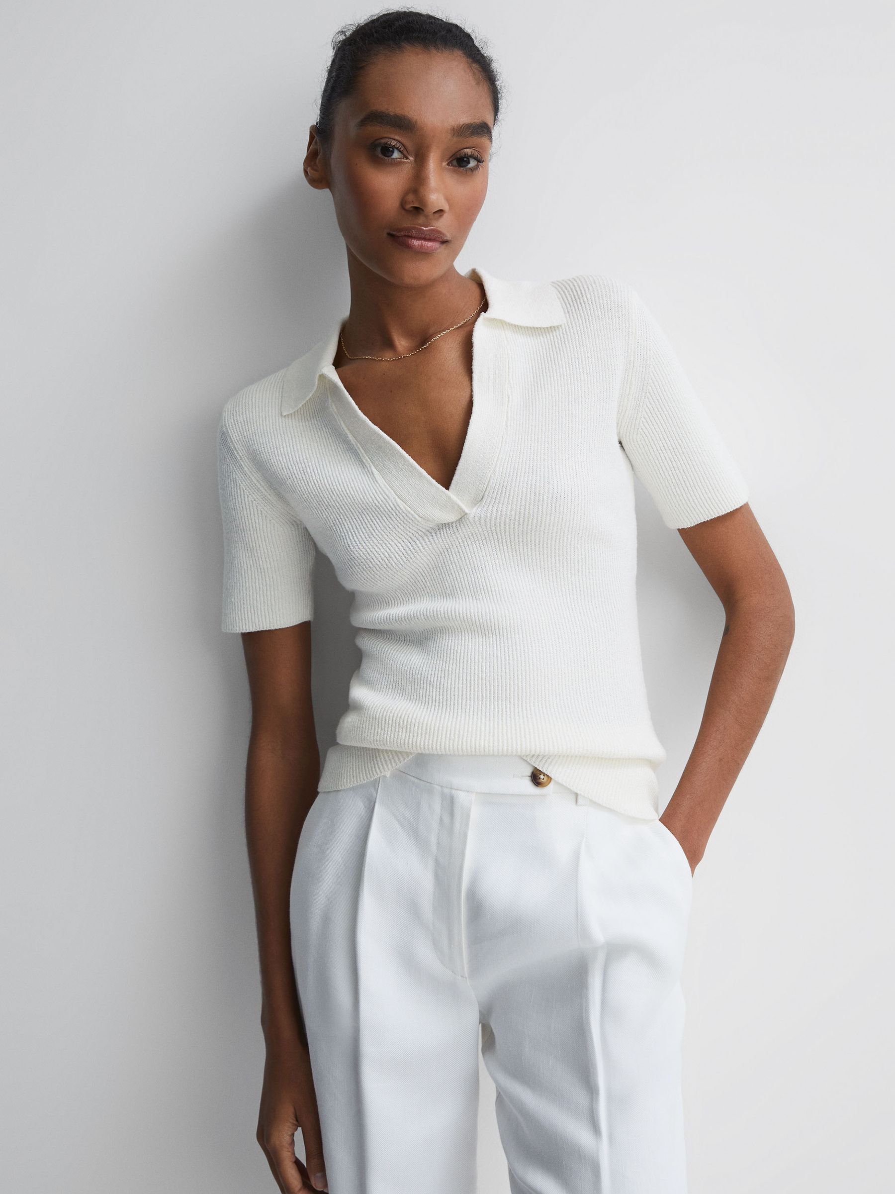 Reiss Devin V-Neck Collared Knit Top - REISS
