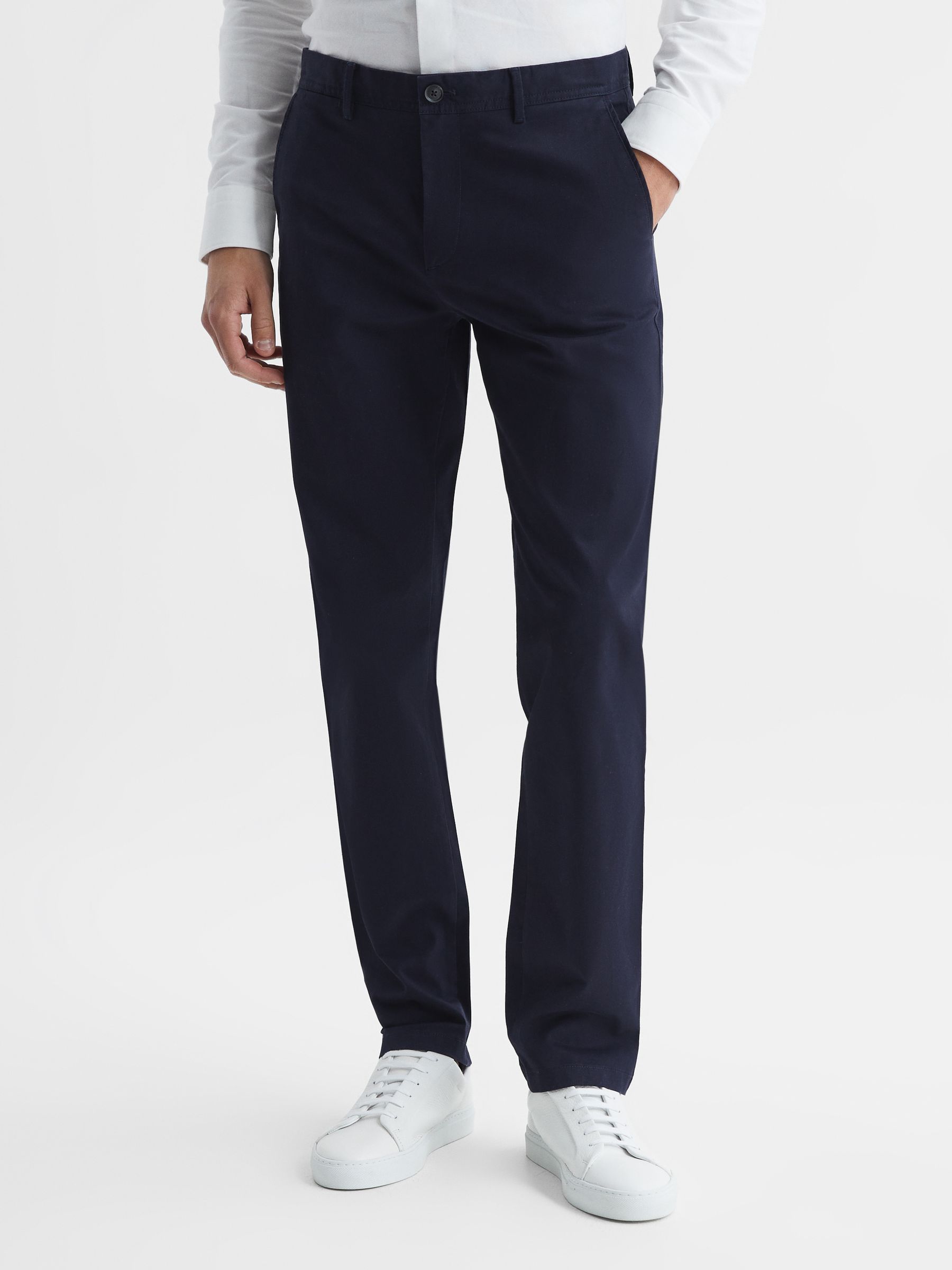 Slim Fit Washed Cotton Blend Chinos in Navy - REISS