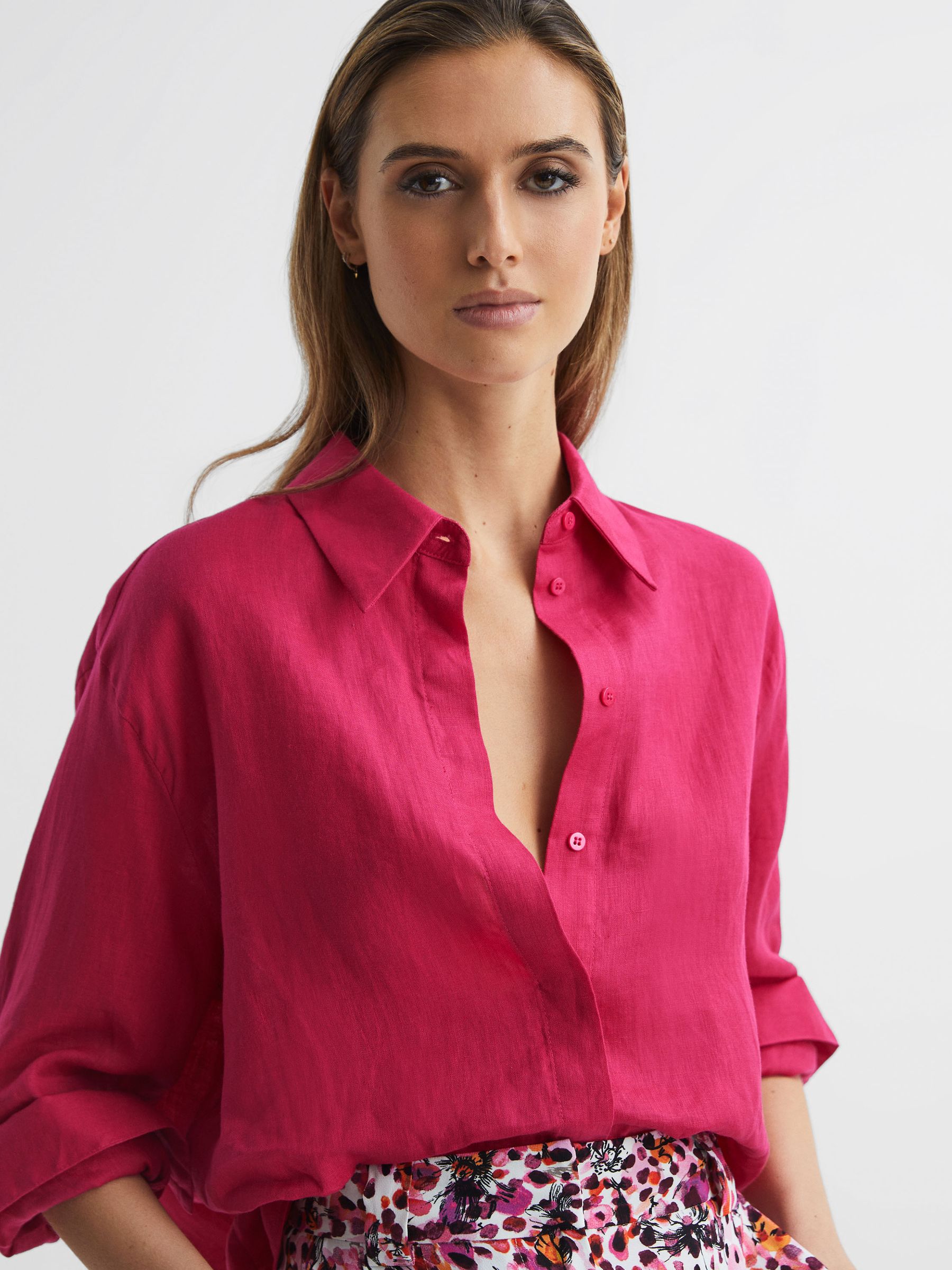 Oversized Linen Shirt in Fuschia REISS